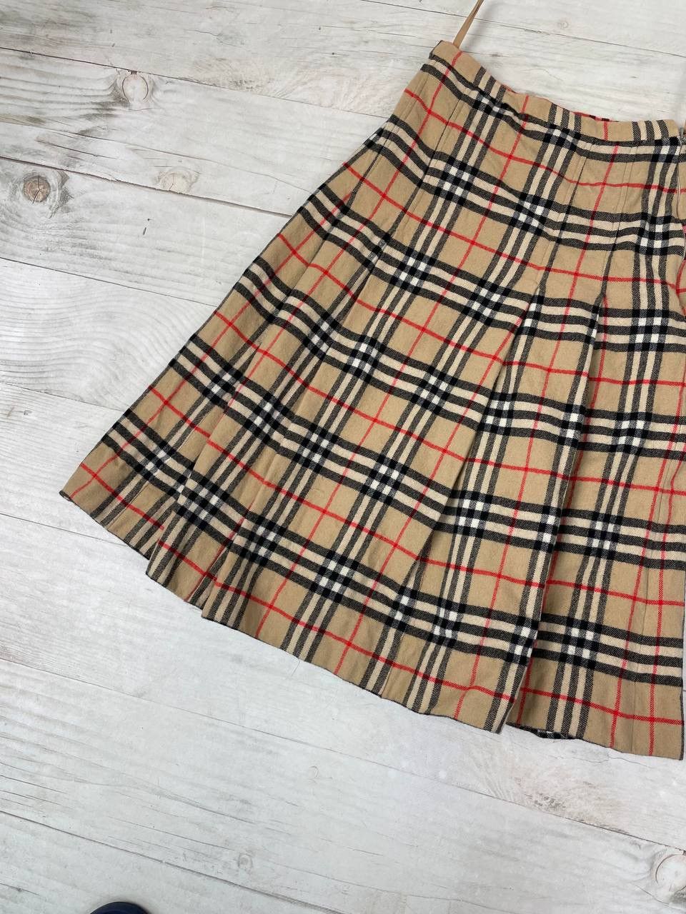 Burberry Vintage Burberrys Nova Check Skirt Wool Size 12 Ex. Long Size 30" / US 8 / IT 44 - 3 Thumbnail