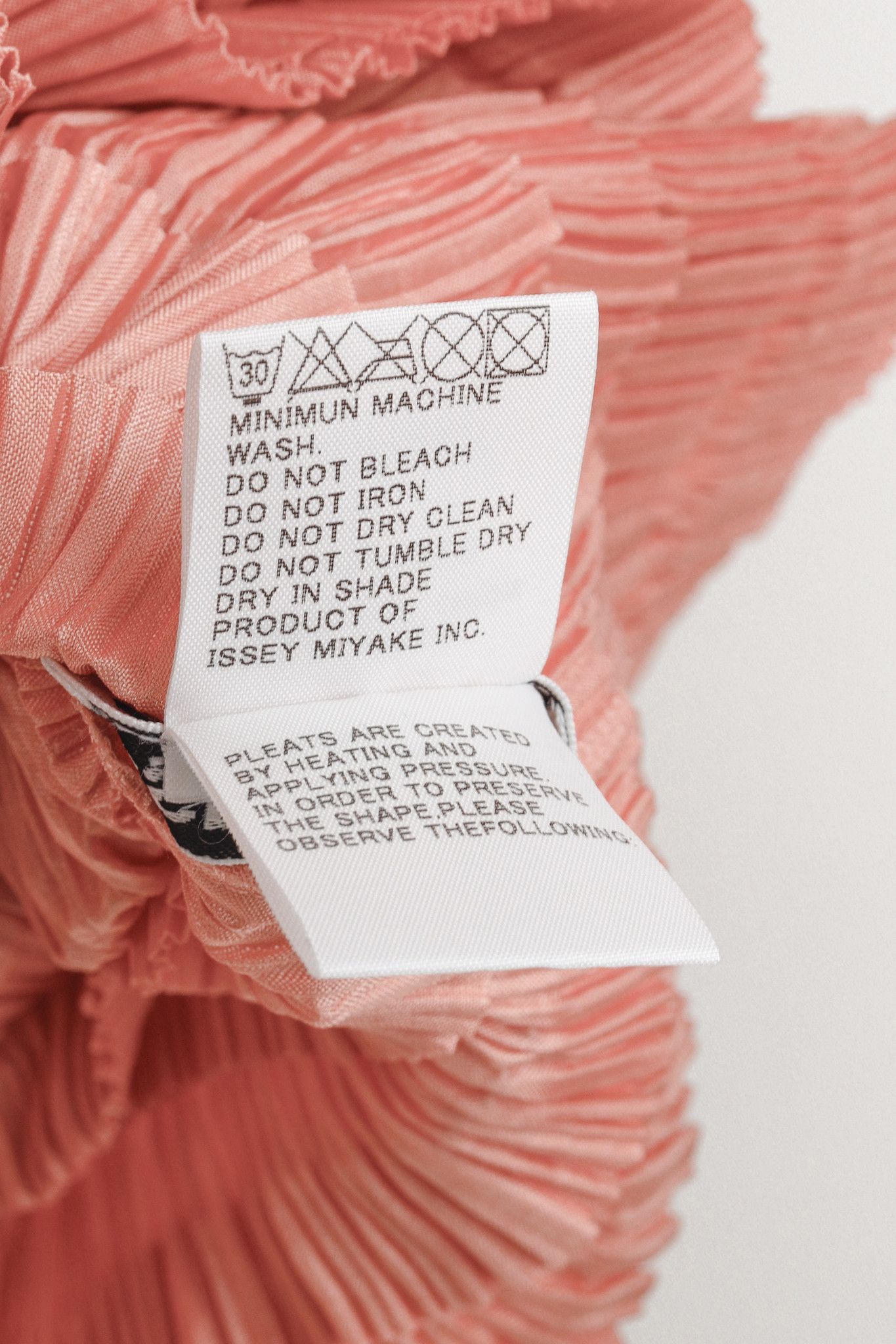 Issey Miyake Issey Miyake Archival 1990s Diagonal Pleats Bllouse Size M / US 6-8 / IT 42-44 - 10 Thumbnail