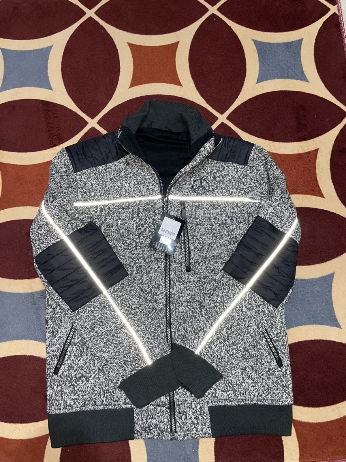 Mercedes-Benz Men’s active shell jacket BY Mercedes-Benz Size US L / EU 52-54 / 3 - 3 Thumbnail