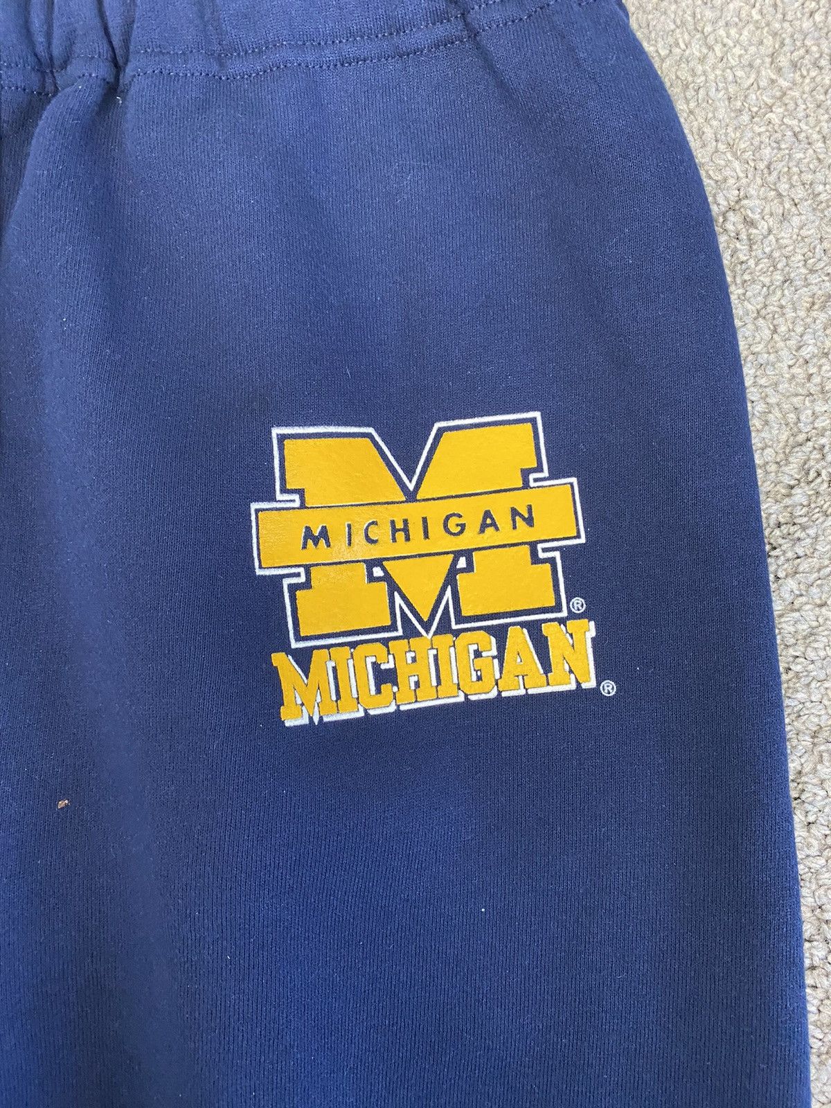 Vintage Vintage 90s navy u of m russell athletic sweatpants Size US 32 / EU 48 - 7 Thumbnail