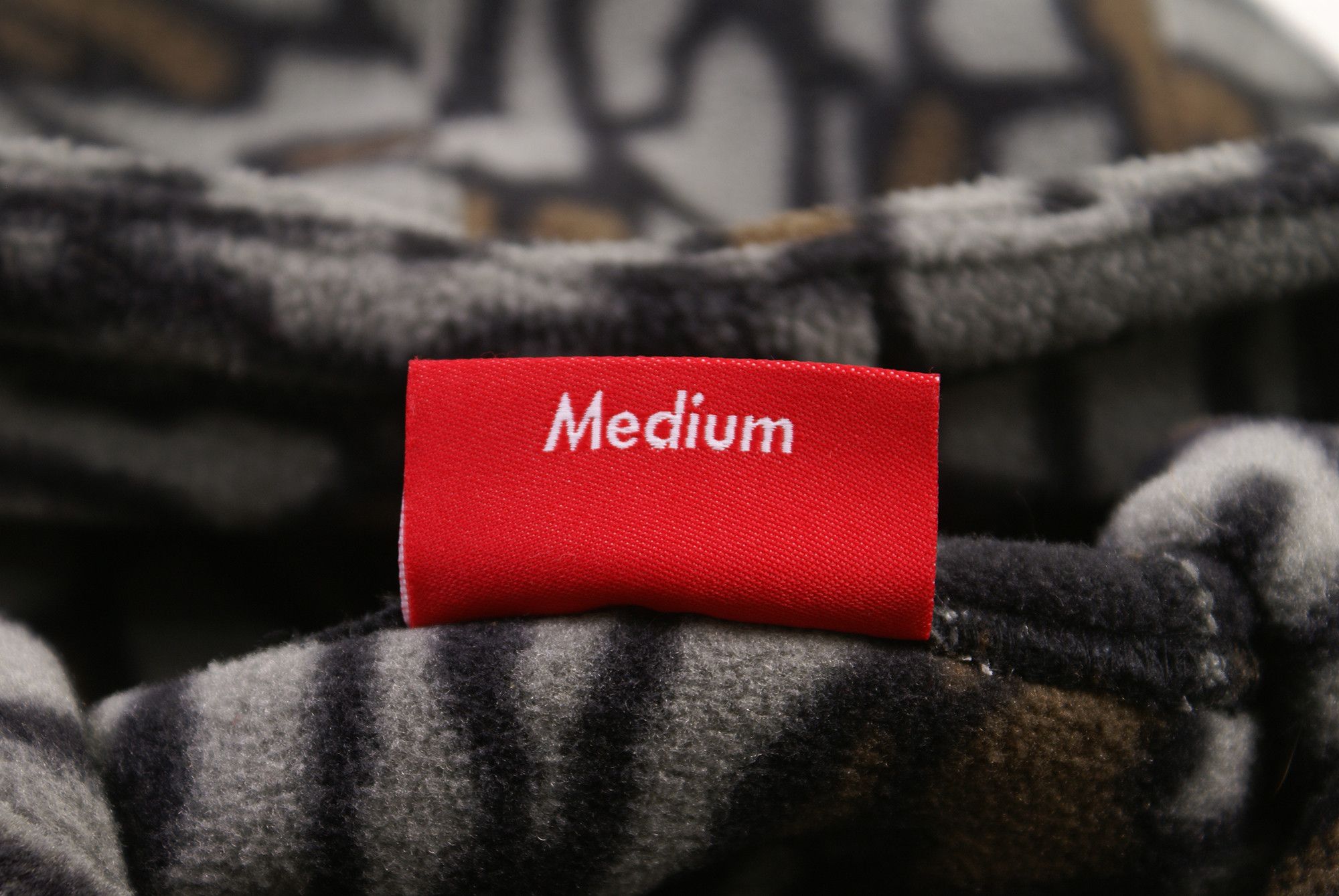 Supreme 2020 Supreme Polartec Hooded Sweatshirt OLIVE TREEBARK CAMO Size US M / EU 48-50 / 2 - 8 Thumbnail