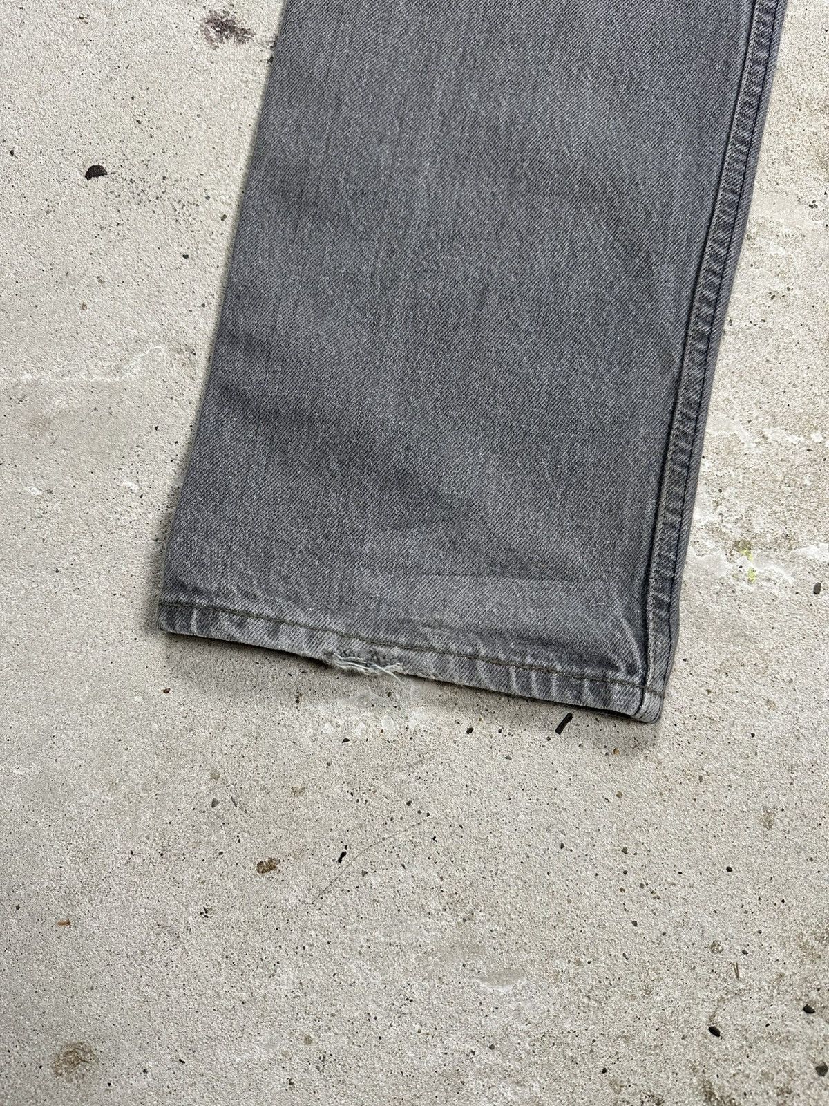 Levi's Vintage 1995 Levi’s 501 Gray Denim Pants Jeans made in USA Size US 33 - 12 Thumbnail