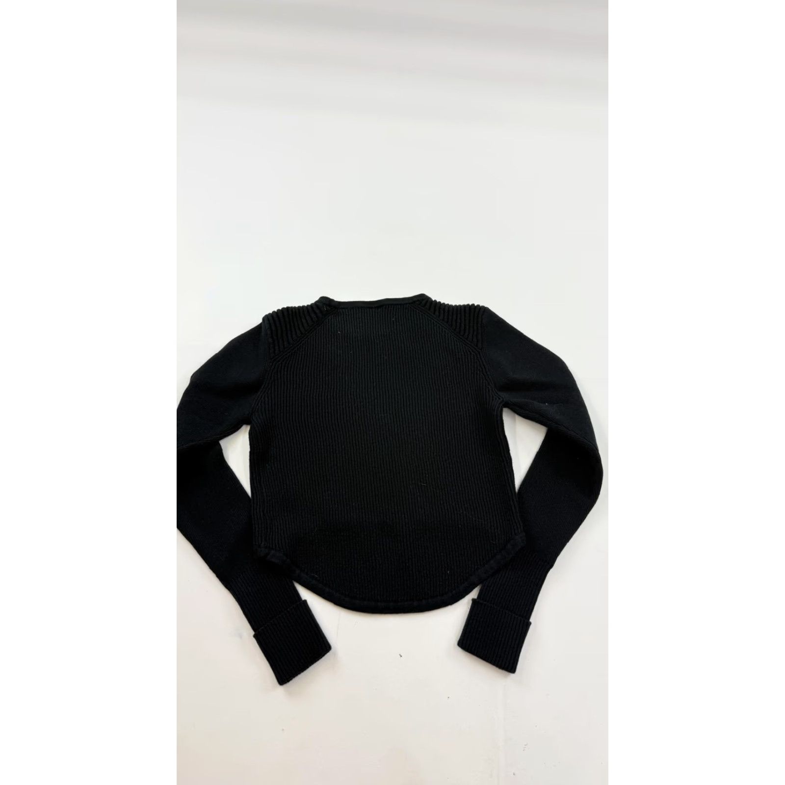Vintage Cabi Sweater Womens Small Black Ribbed Knit Cropped Pullover Crewneck Curved Hem Size S / US 4 / IT 40 - 6 Thumbnail