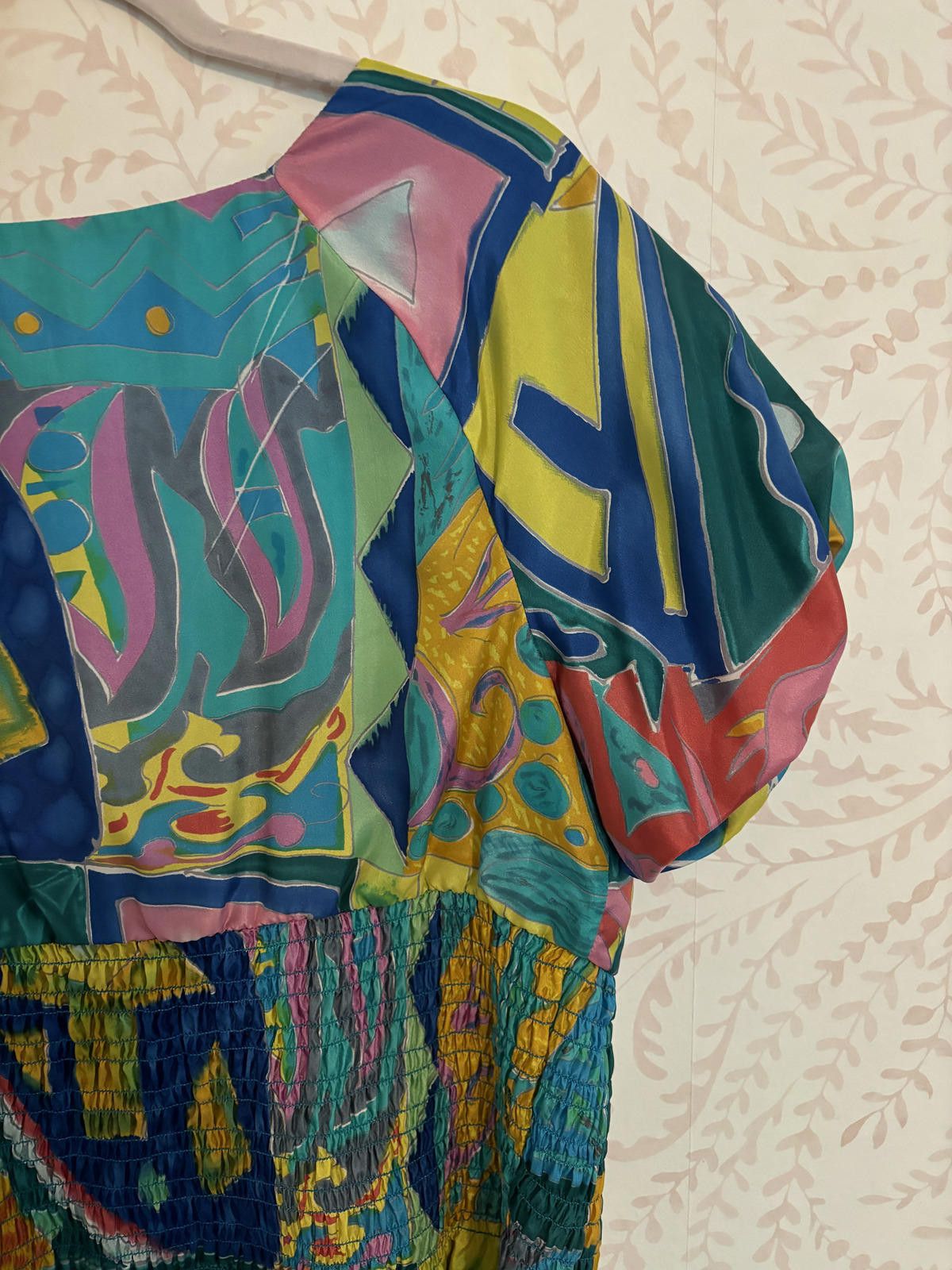 Lauren Ralph Lauren 100% Silk Vibrant Ralph Lauren Smocked Blouse - Size L Size L / US 10 / IT 46 - 4 Thumbnail