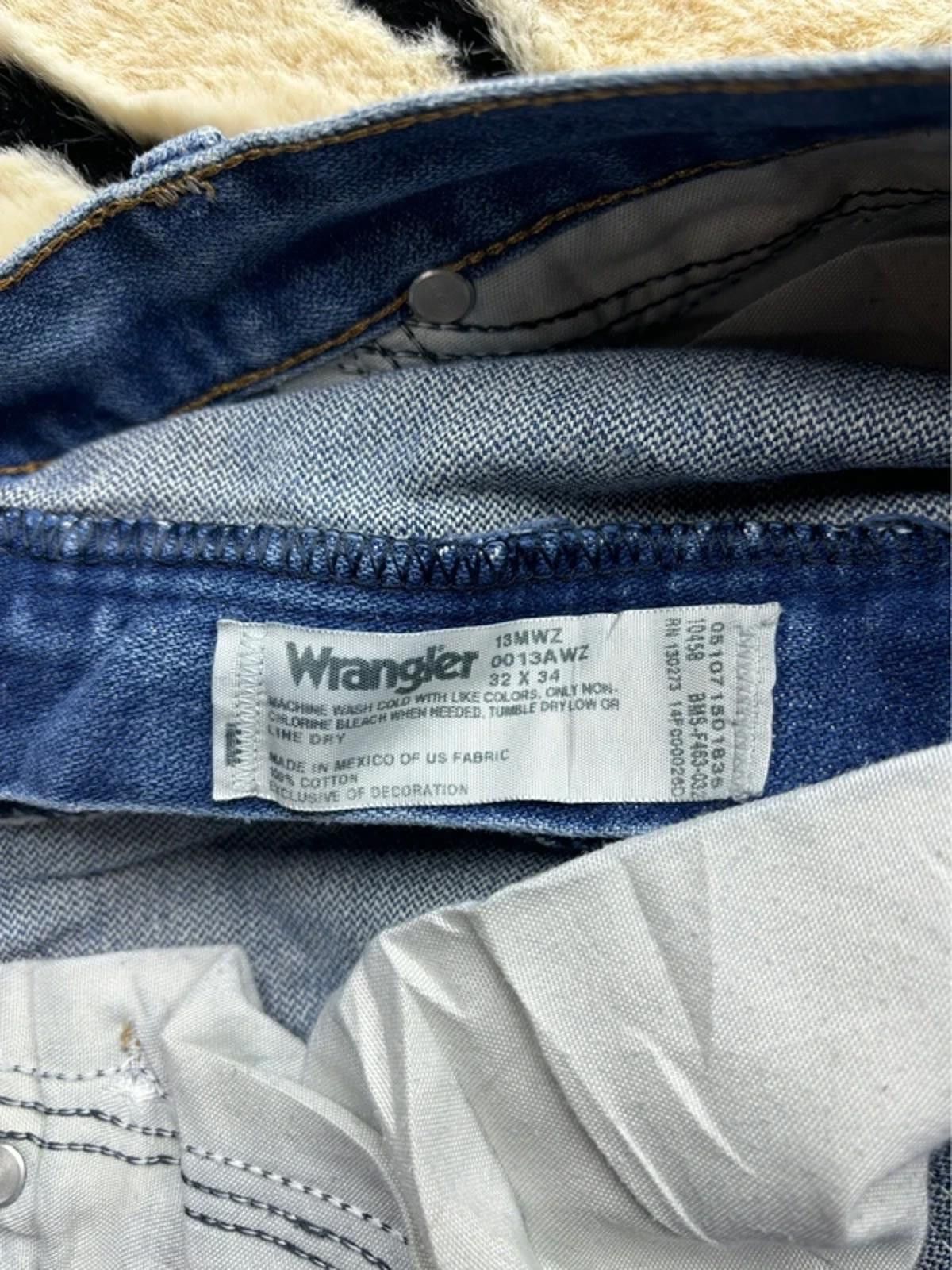 Other Men’s vintage wrangler baggy fit jeans Y2K style size 32x34 Size US 32 / EU 48 - 3 Thumbnail