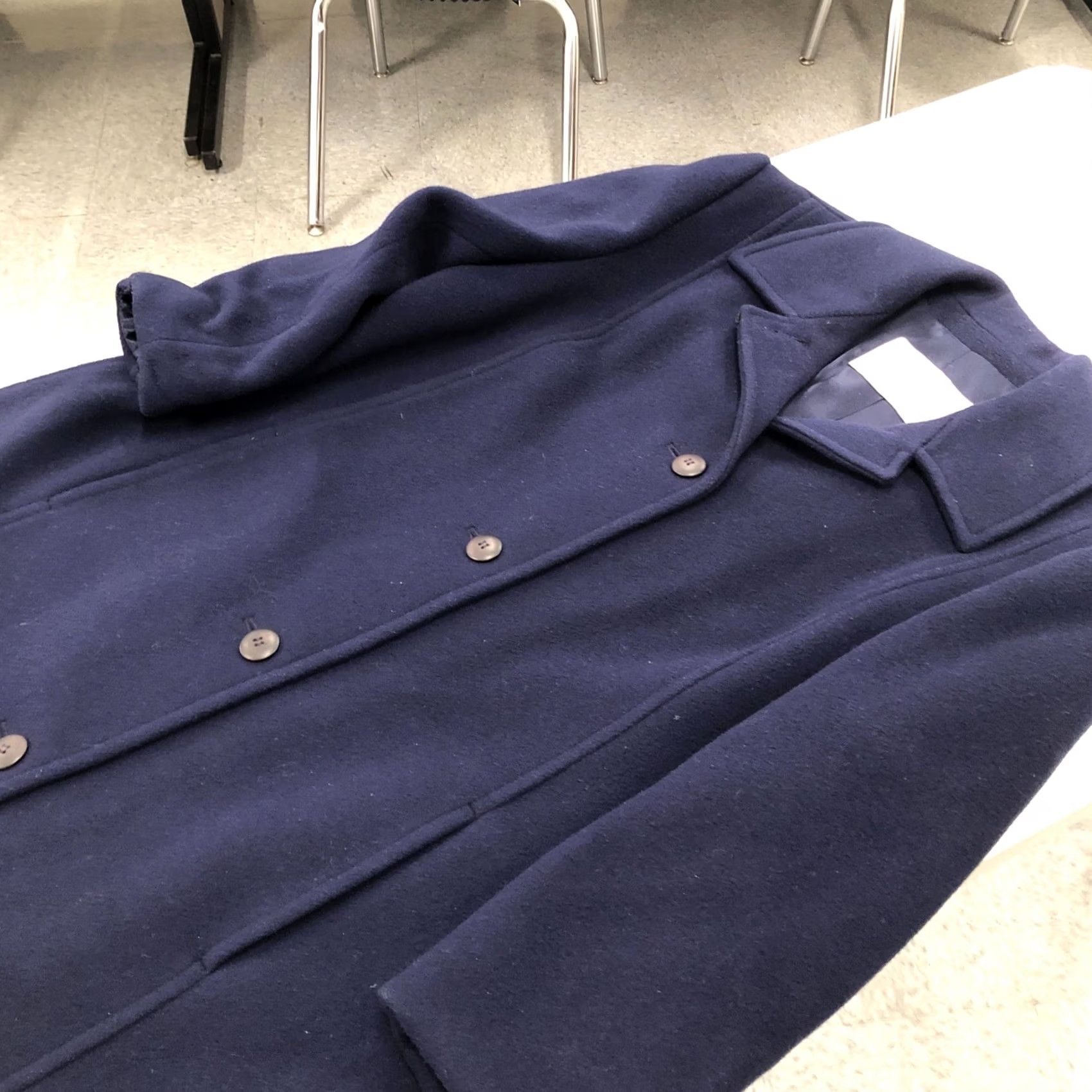 Pendleton VINTAGE Pendleton Coat Wool Navy Blue 100% Virgin Wool Pea Coat Womens 46 in Long Sleeve Button S Size L / US 10 / IT 46 - 6 Thumbnail