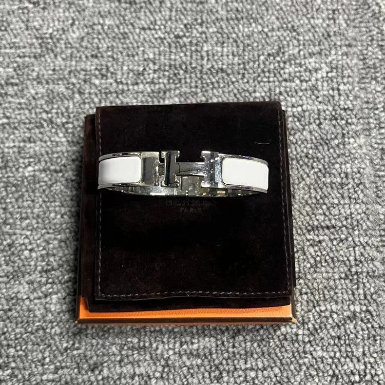 Hermes Silver Plated Minimalist White Bracelet-2506 Size ONE SIZE - 3 Thumbnail