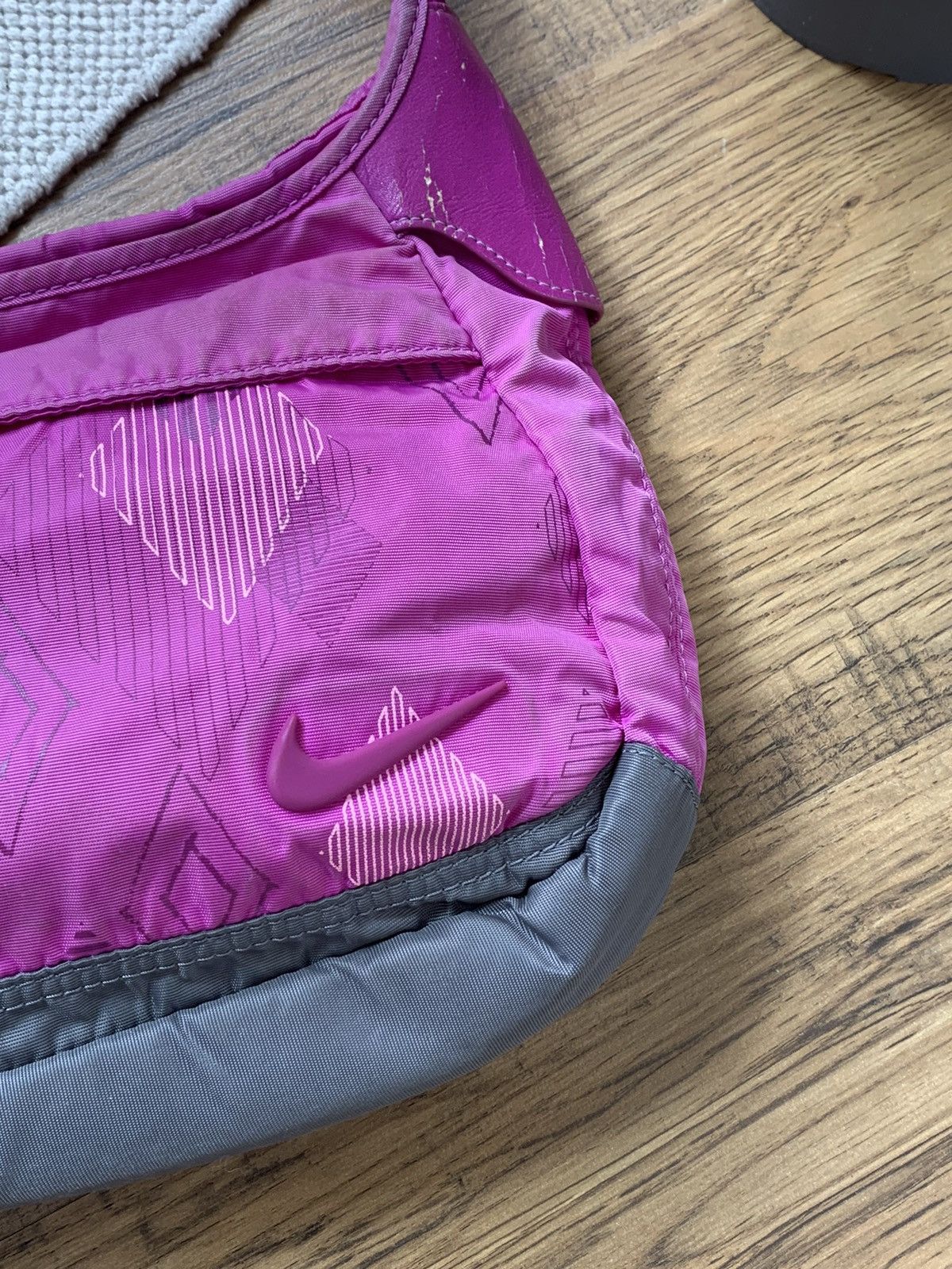 Nike × Vintage VINTAGE NIKE 2000s CROSSBODY BAG Size ONE SIZE - 2 Thumbnail