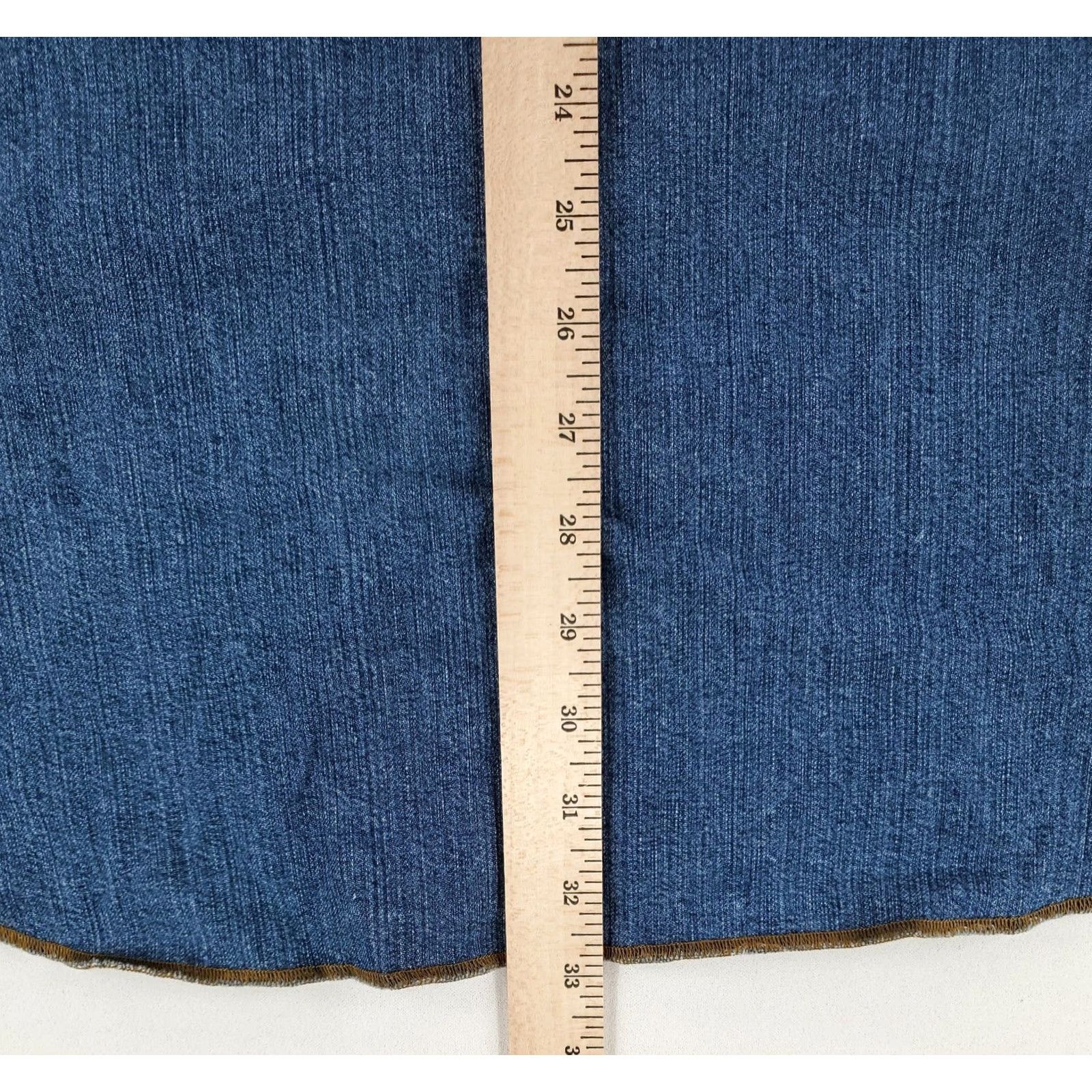 Gap VINTAGE Gap Shirt XL Mens Long Sleeve Denim Pearl Snap Blue 90s Western Button-Up Size US XL / EU 56 / 4 - 7 Thumbnail