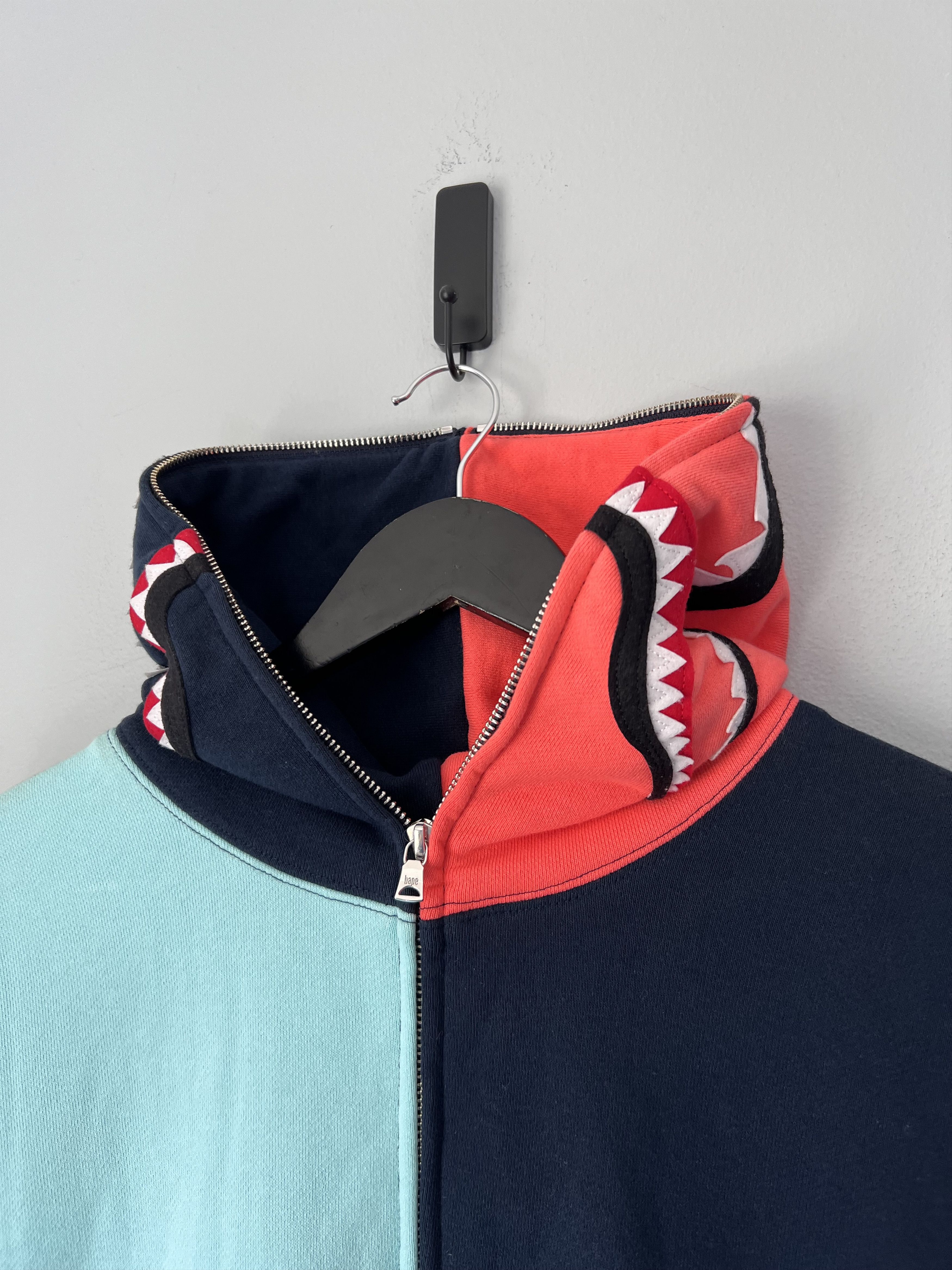 Bape Bape Multi Color Full Zip Shark Hoodie Size US L / EU 52-54 / 3 - 5 Thumbnail