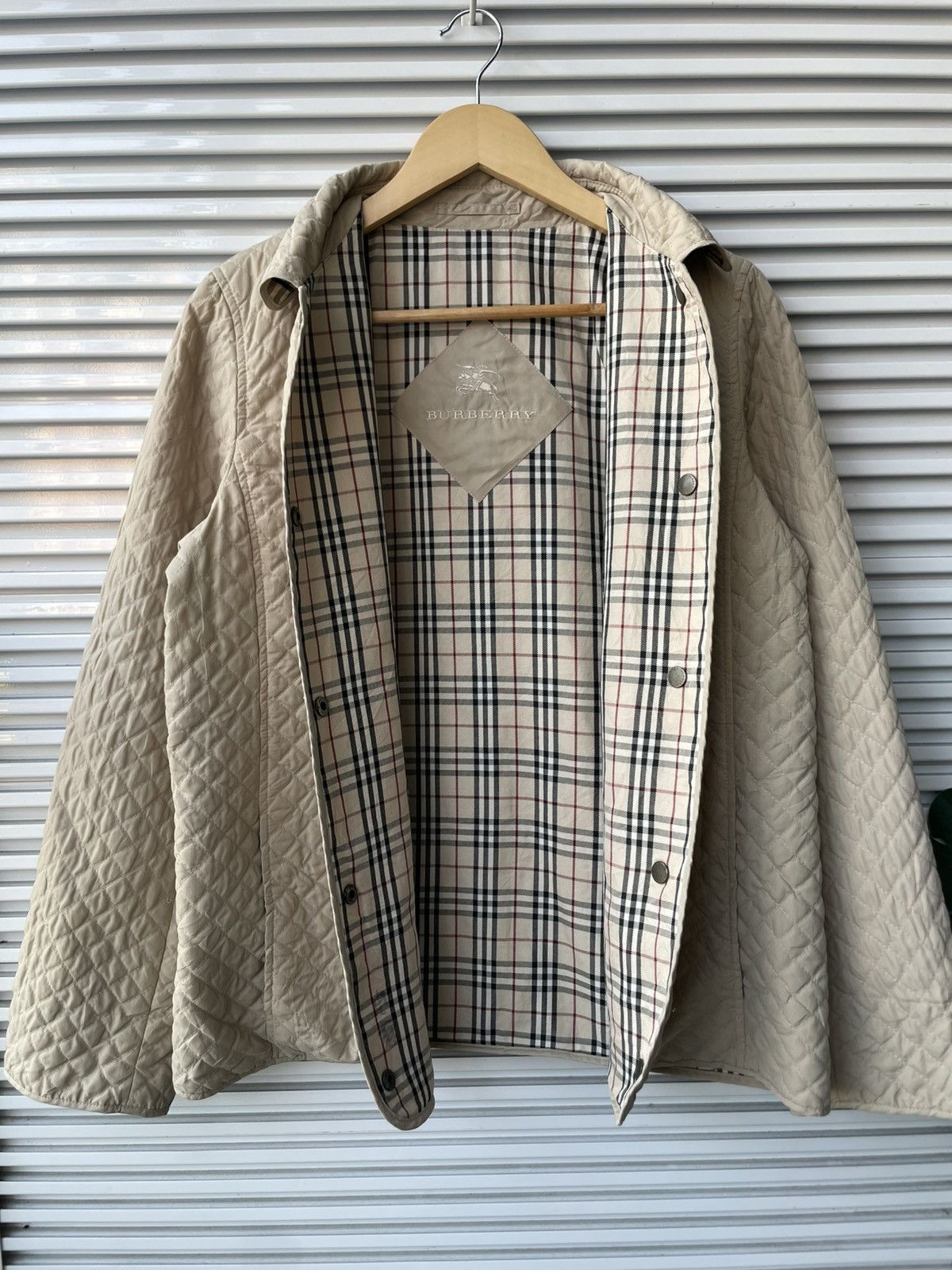 Burberry Burberry Nova Check Quilted Jackets Size M / US 6-8 / IT 42-44 - 1 Thumbnail