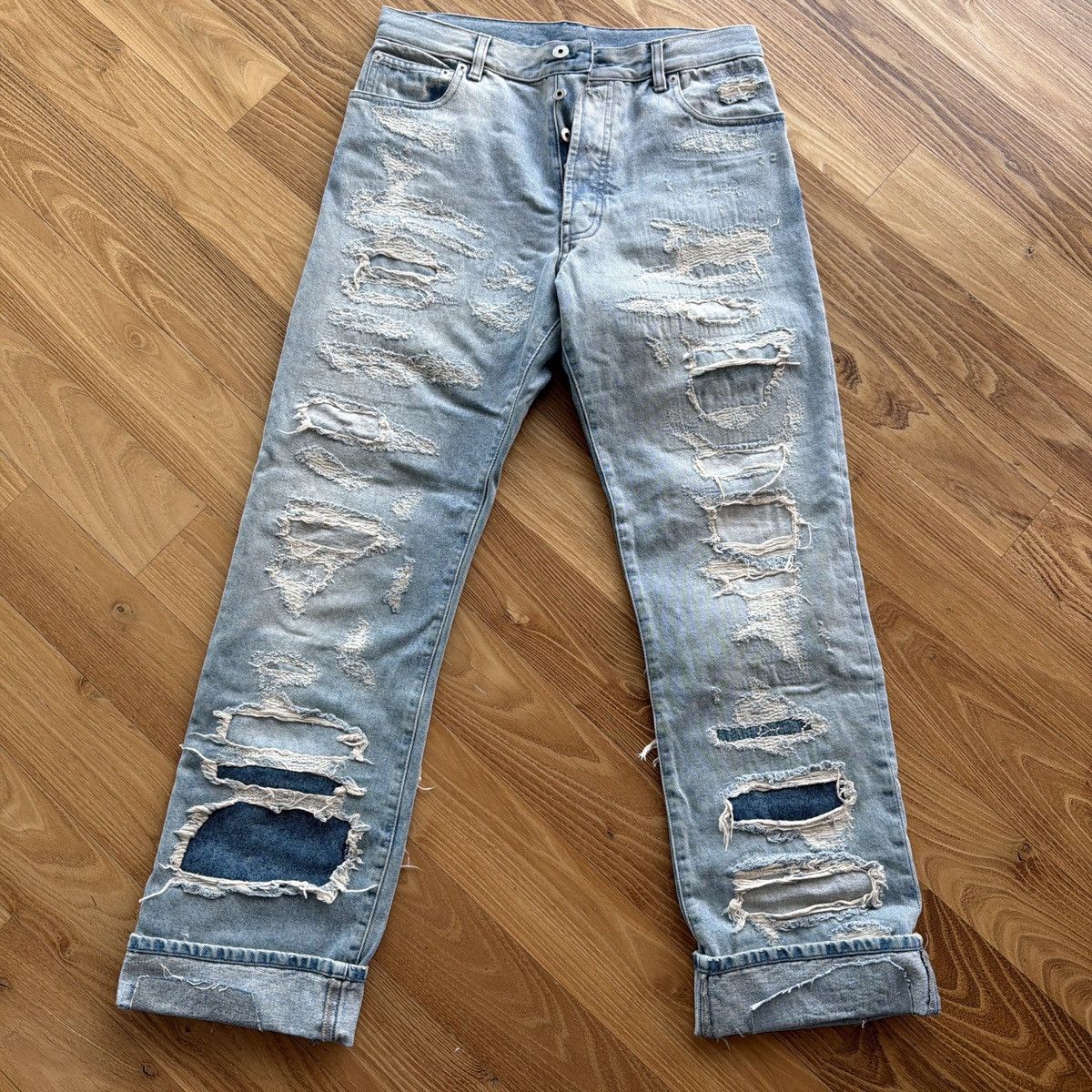Heron Preston distressed light wash jeans