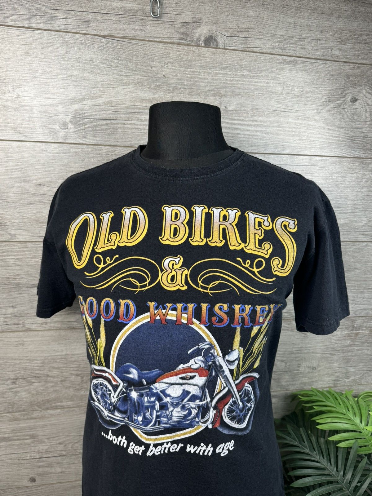Vintage Vintage 90s Old Bikes Good Whiskey Sweatshirt Size L Size US L / EU 52-54 / 3 - 1 Thumbnail