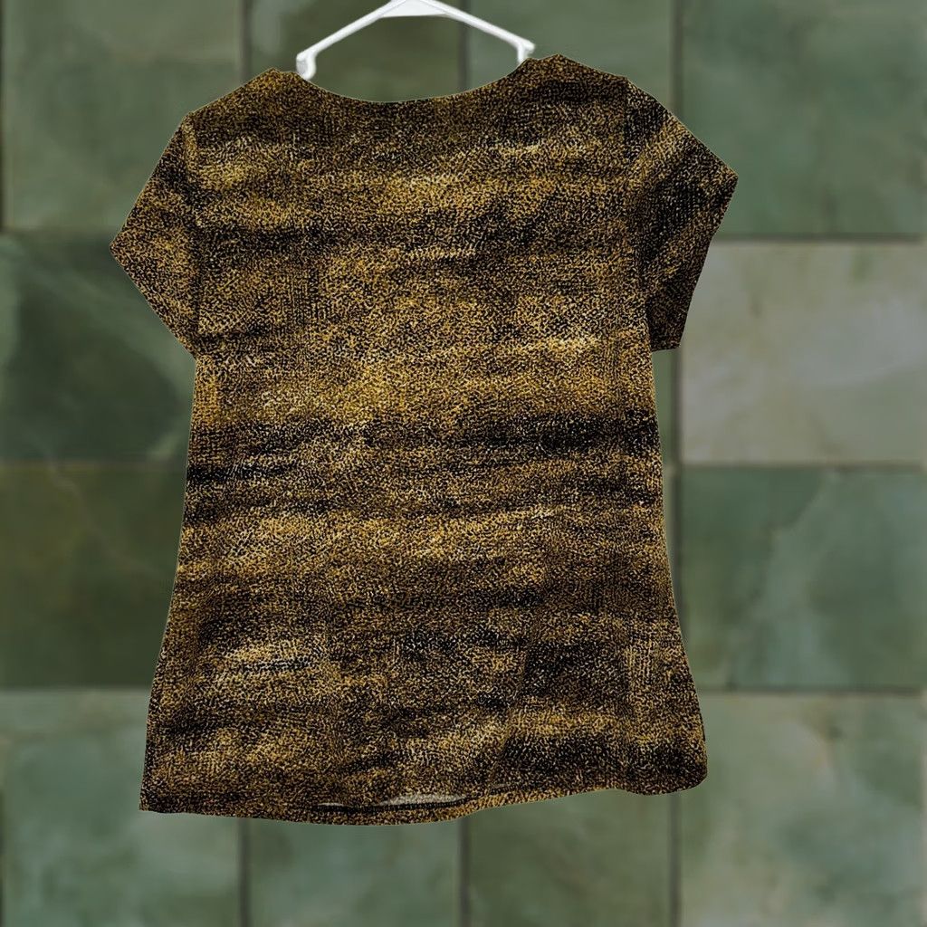 Vintage Adrienne Vittadini Blouse Women's M Gold Black Round Neck Pullover Size M / US 6-8 / IT 42-44 - 1 Thumbnail