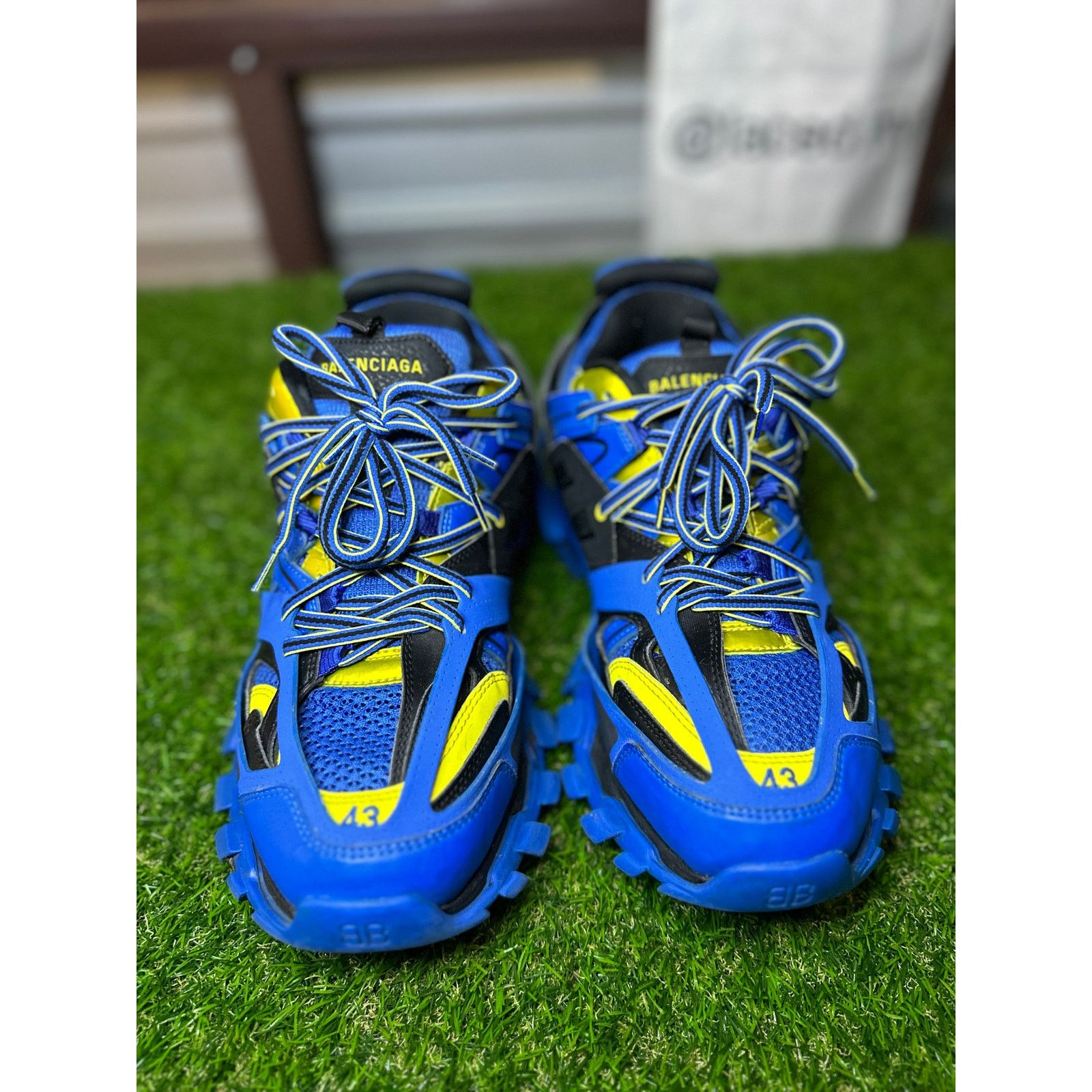 Balenciaga Size 10 - Balenciaga LED Track Runner Blue/Black/Yellow Size US 10 / EU 43 - 5 Thumbnail