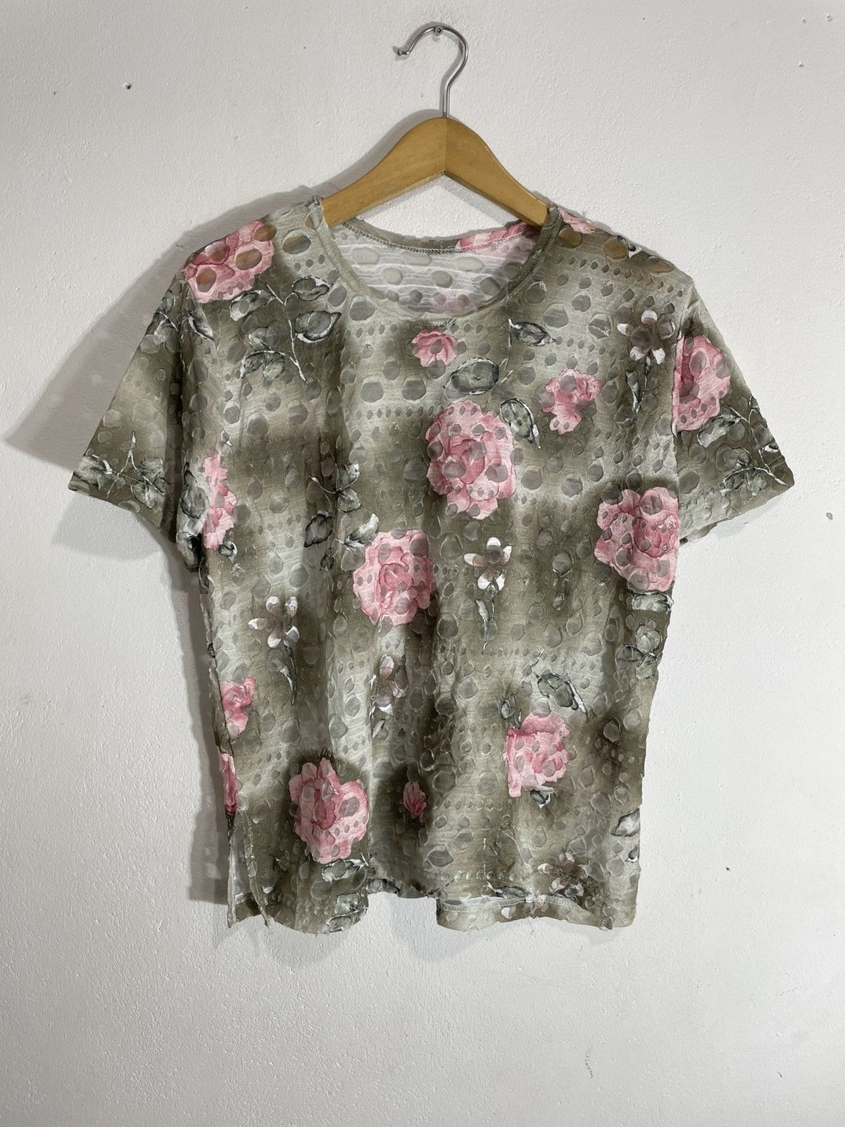 Issey Miyake Undefined Distressed Tshirt Flower Hole pattern Issey Style Size US M / EU 48-50 / 2 - 1 Thumbnail