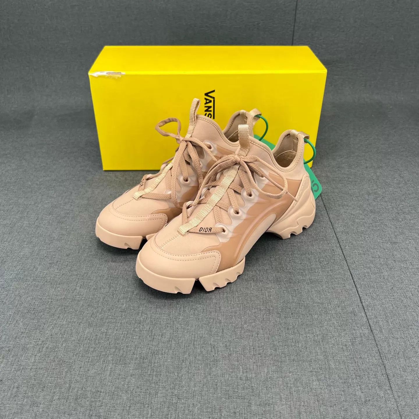 Dior Dior D-Connect Nude 35 Like New (Box & Accs) Size US 4.5 / IT 34.5 - 1 Thumbnail