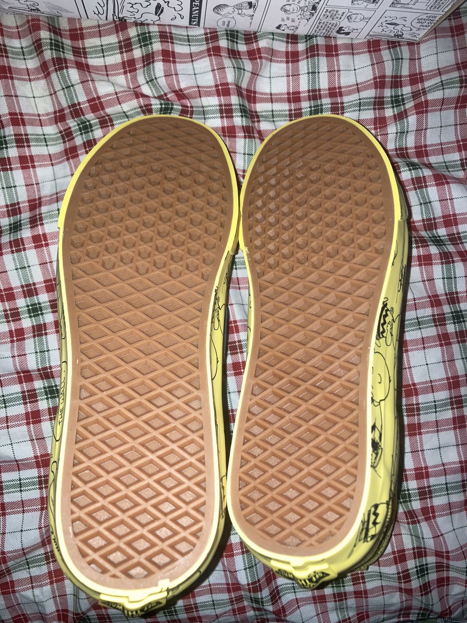Peanuts × Vans THE VANS X PEANUTS COLLECTION Size US 10.5 / EU 43-44 - 6 Thumbnail