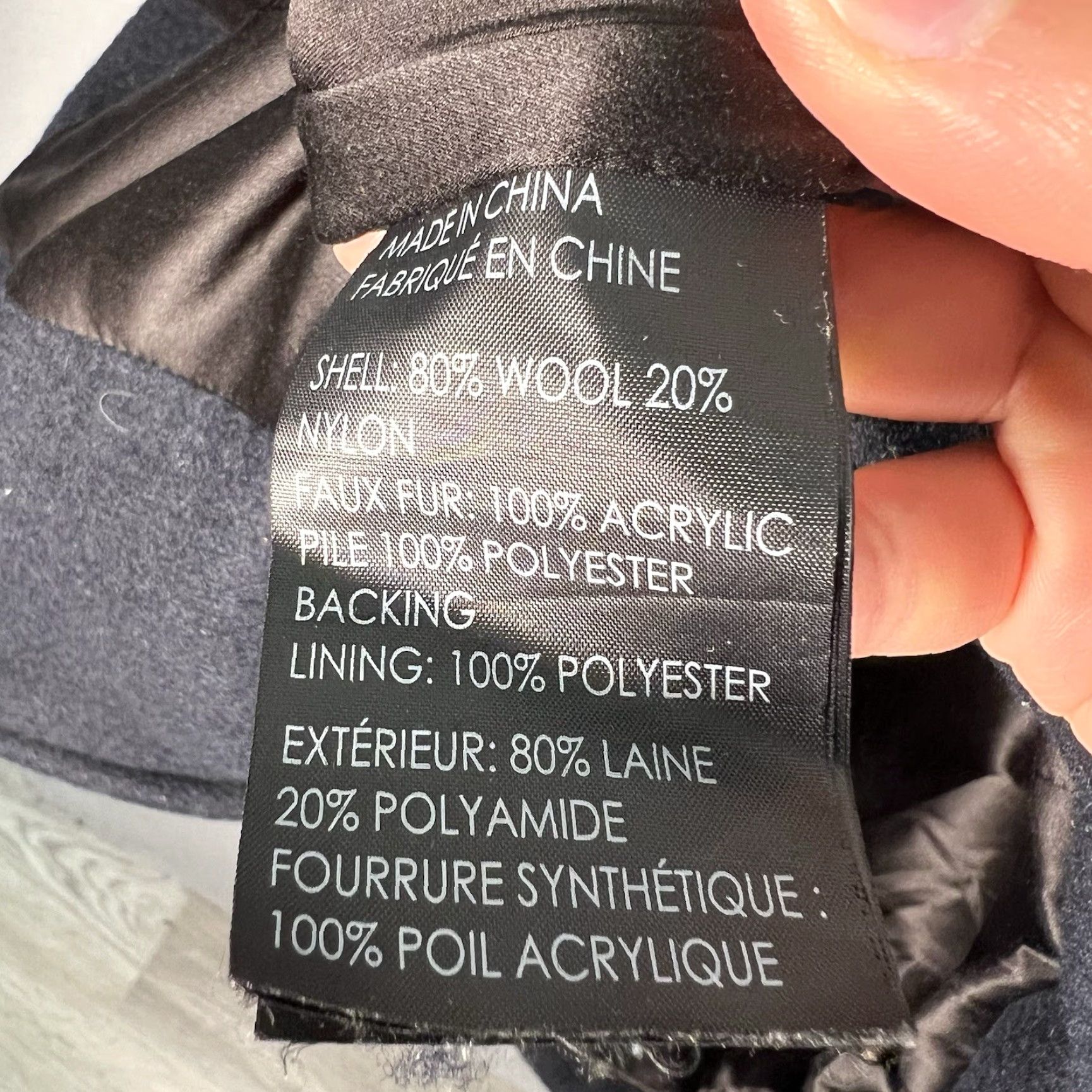 Club Monaco VINTAGE Club Monaco Wool Pea Coat Women XS Removable Faux Fur Collar Blue XS Coat Womens Pea Coat Wool Blue 90s Concert? Size XS / US 0-2 / IT 36-38 - 8 Thumbnail