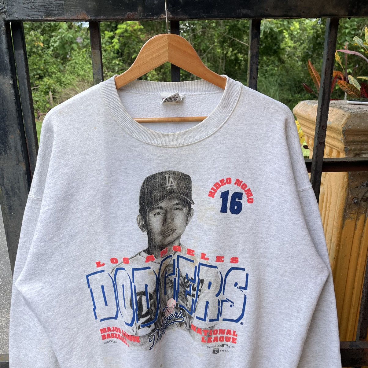 Nutmeg 🔥Vintage 1995 LA Dodgers Hideo Nomo Baseball Sweatshirts Size US XL / EU 56 / 4 - 3 Thumbnail