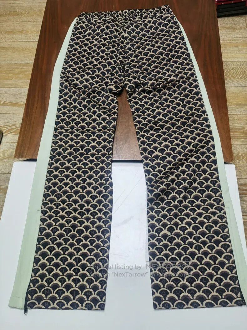 Valentino Valentino Full print of slacks Size US 27 - 6 Thumbnail