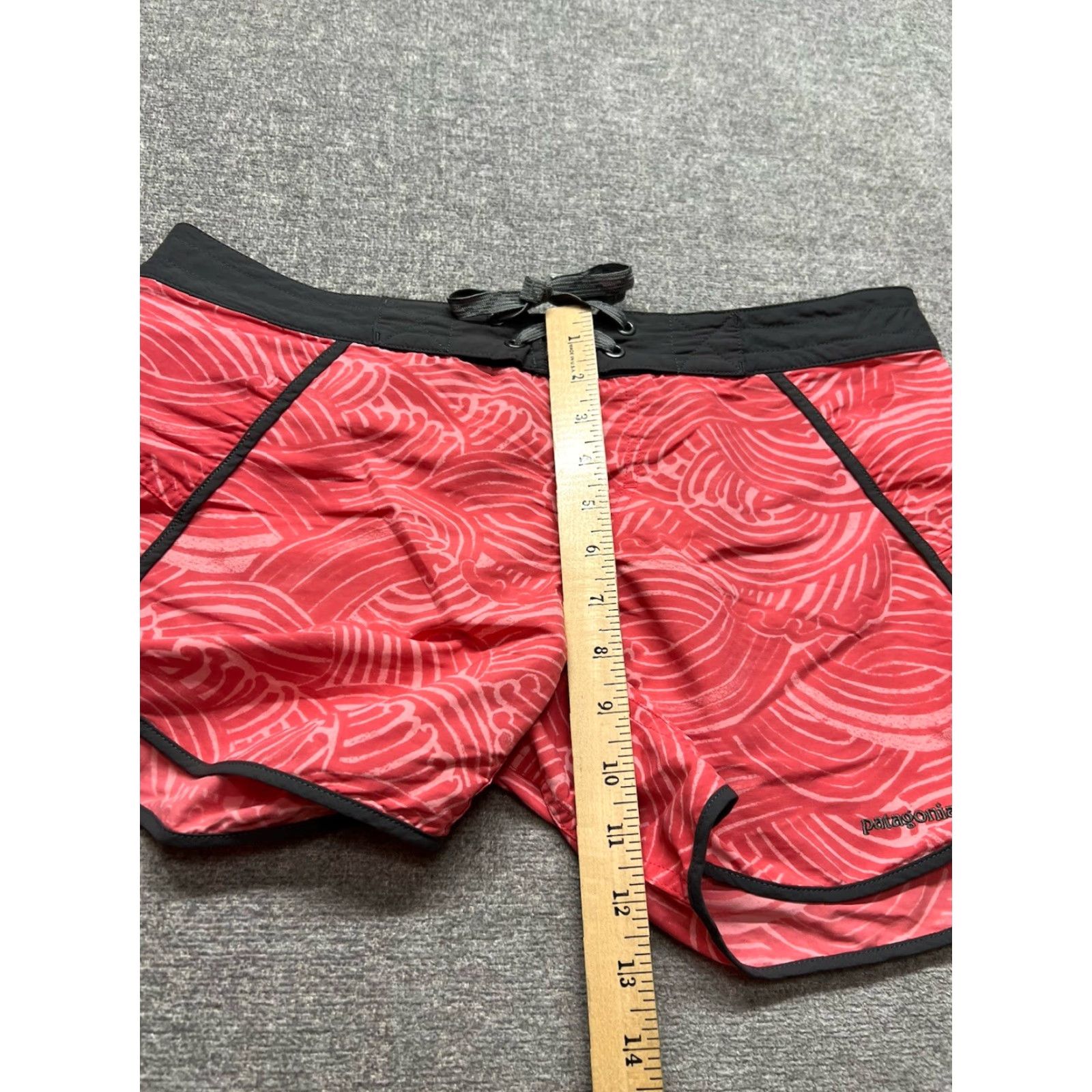Patagonia Patagonia Womens Shorts 8 Red Nylon Casual Shorts Outdoor Everyday Belted Chino 5in Inseam Regular Womens Size 30" / US 8 / IT 44 - 5 Thumbnail