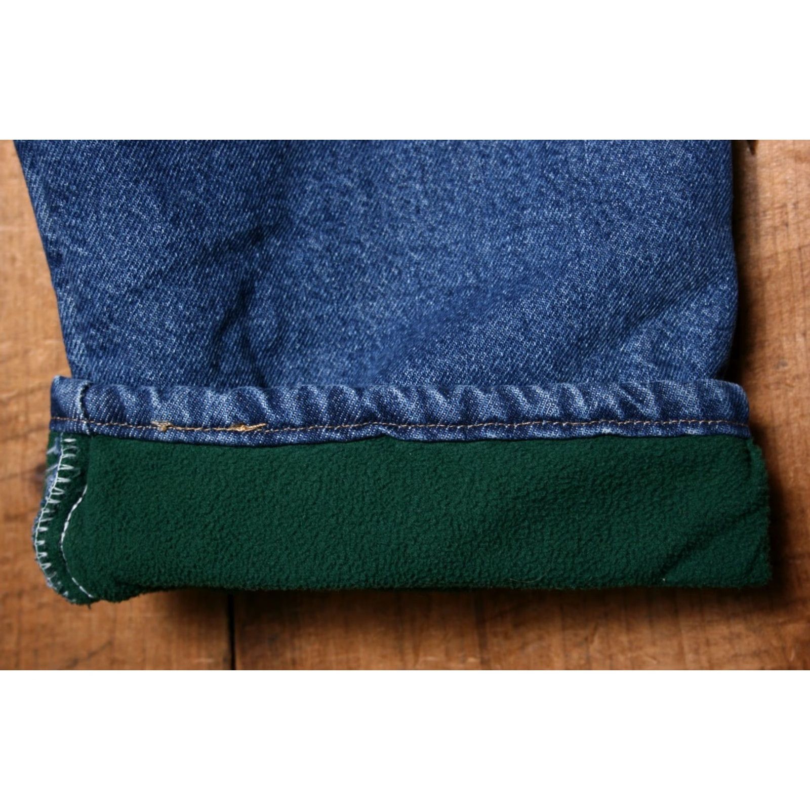 Wrangler Wrangler Rugged Wear Jeans Relaxed 5-Pocket Denim Straight Blue Sz 38x32 Men Regular Lined US 39" Waist Size US 39 - 6 Thumbnail