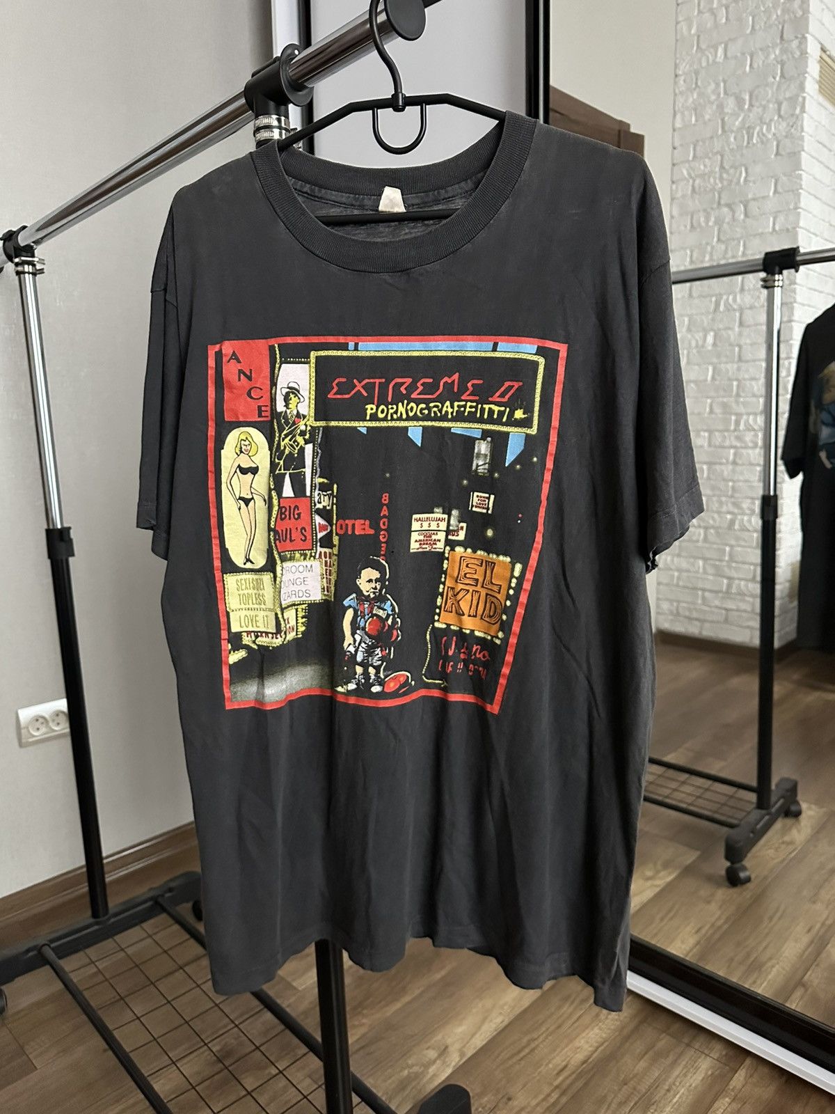Band Tees 1990 Extreme Pornograffitti Vintage Concert Band T-Shirt Tee Size US XL / EU 56 / 4 - 3 Thumbnail