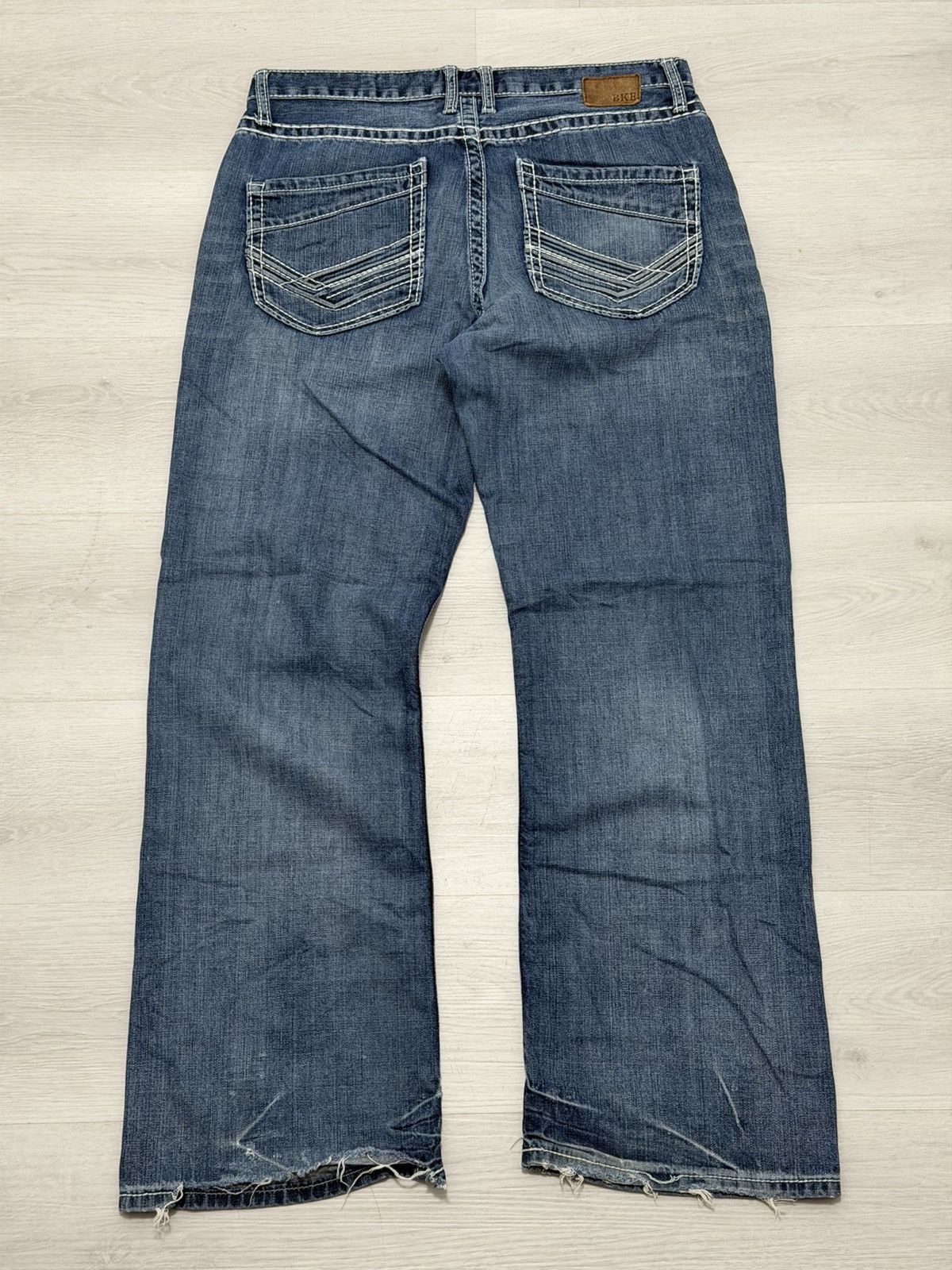 BKE Y2K BKE Tyler Jeans Size 34R Relaxed Washed Distressed Denim Size US 34 / EU 50 - 2 Thumbnail