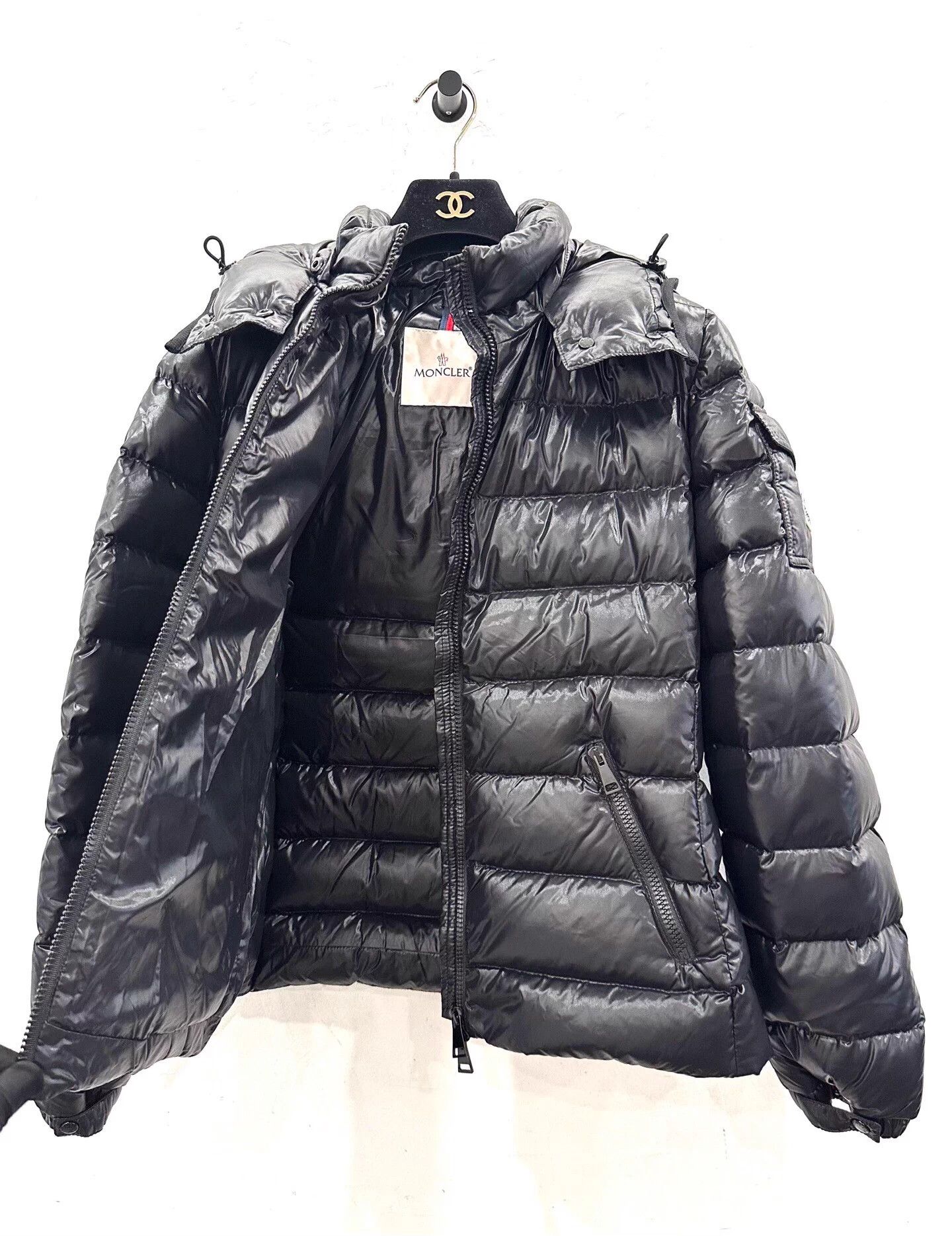 Moncler Moncler Bady Side Logo Women's Black Down Jacket Size XS / US 0-2 / IT 36-38 - 3 Thumbnail