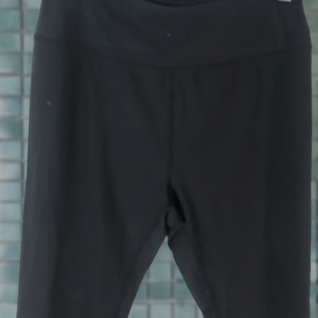 Vintage First Way Womens Black Yoga Pant Pull On Slim Skinny Size L 28 in Inseam 28 - 70% Polyester 30% Elastane Activewear Casual Size 26" / US 2 / IT 38 - 1 Thumbnail