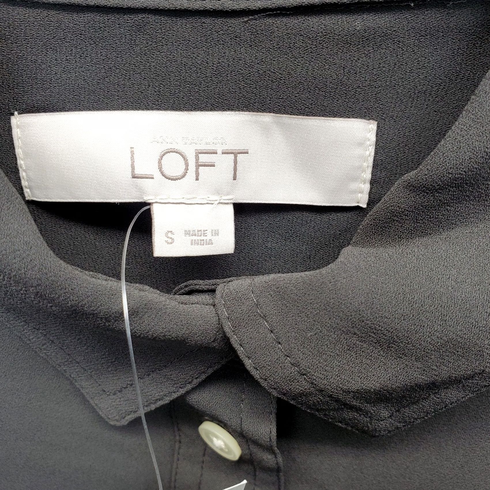 Loft LOFT Shirt Womens S Gray Flap Pocket Roll Tab Sleeve Collared Button Up Size S / US 4 / IT 40 - 6 Thumbnail