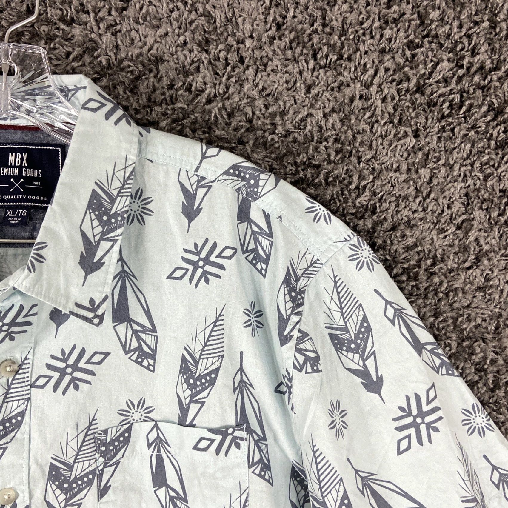 Vintage MBX Premium Goods Button-Up Shirt Men XL Blue Feathers Short Sleeve Size US 36 / EU 52 - 4 Thumbnail