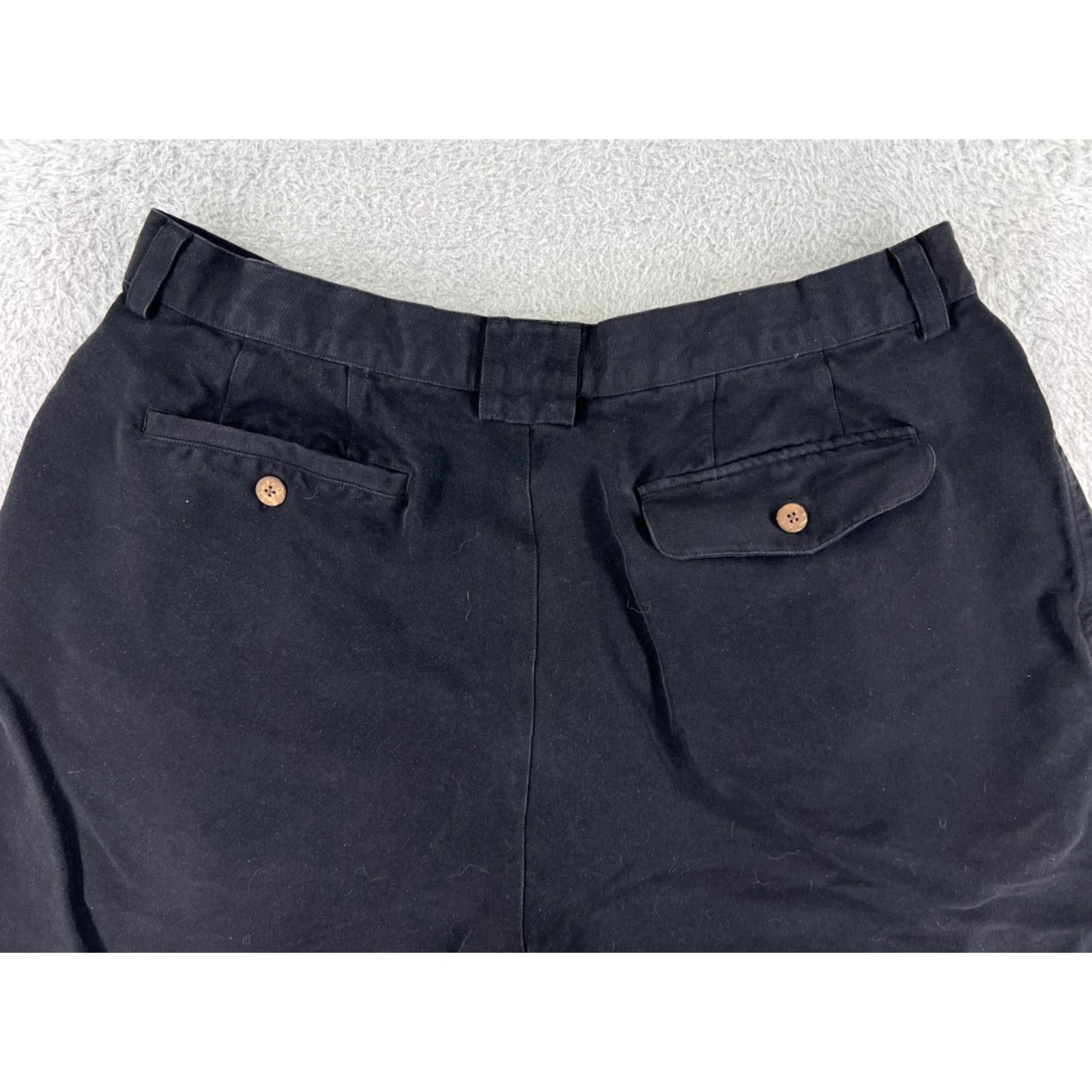 Tommy Bahama Tommy Bahama Shorts Mens 36 Black Silk Pleated Front Relaxed Fit Bermuda Beach Golf Size US 36 / EU 52 - 4 Thumbnail