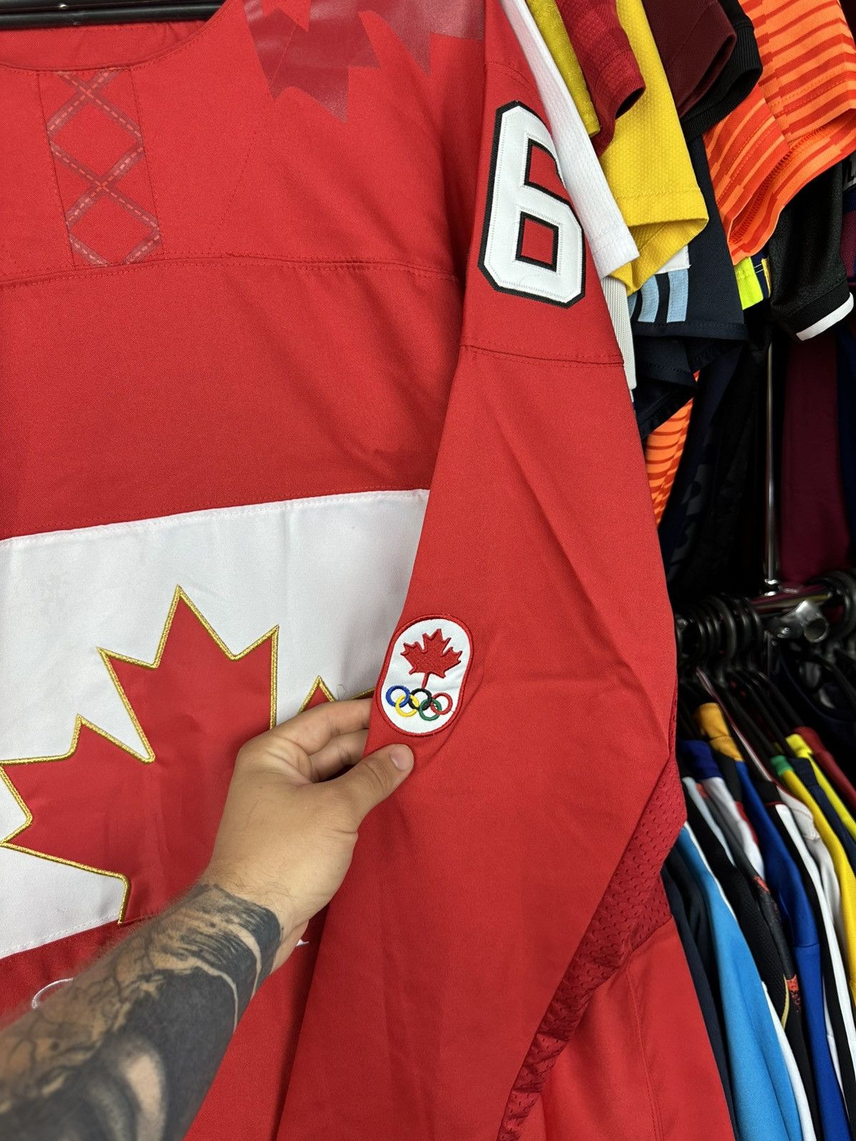 Nike Nike TOEWS #16 Team Canada 2014 Olympics Jersey Hockey Size US XL / EU 56 / 4 - 4 Thumbnail