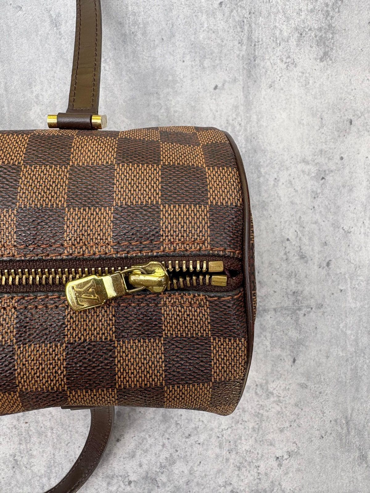 Louis Vuitton Louis Vuitton Papillon Damier Ebene 26 Size ONE SIZE - 2 Thumbnail
