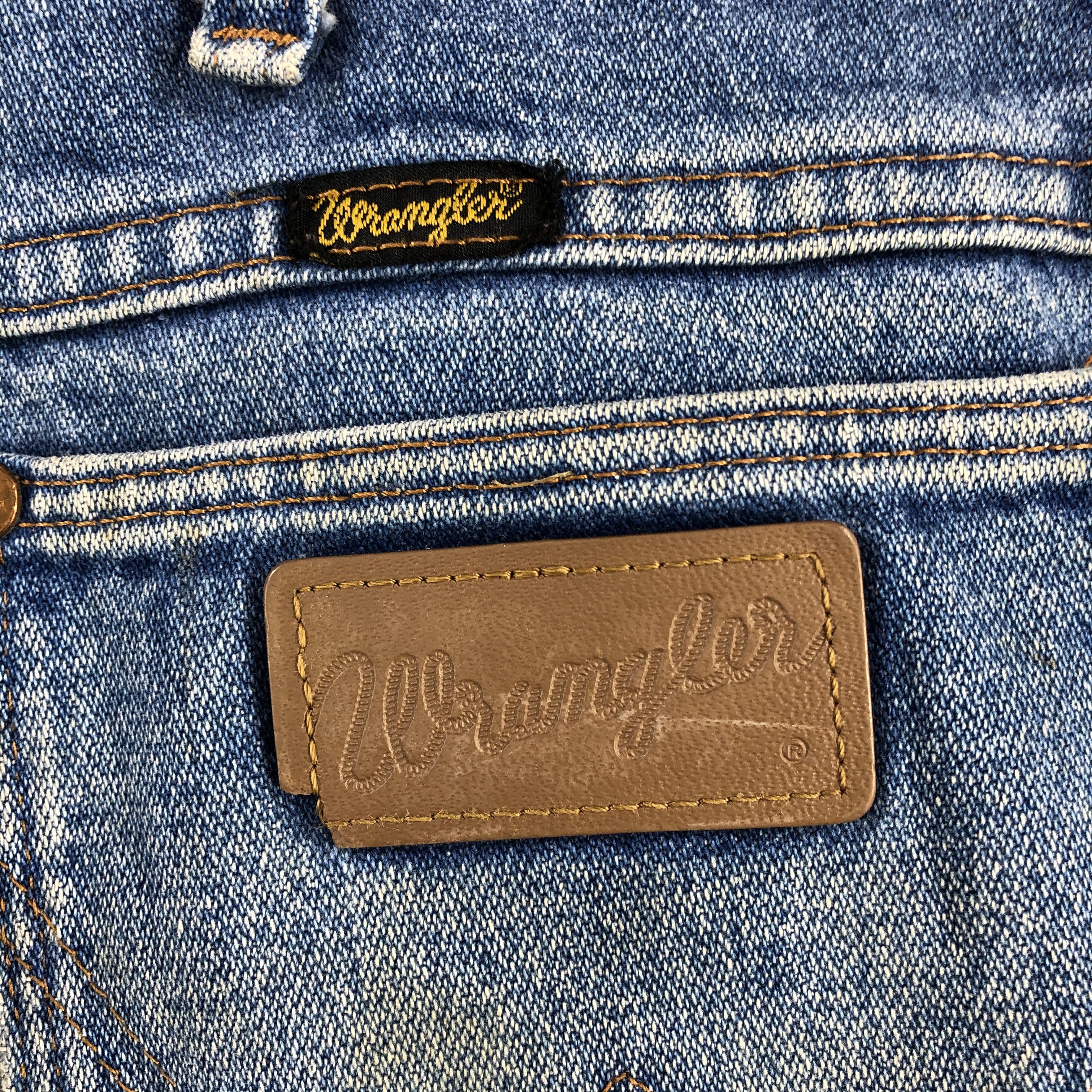 Vintage Vintage Blue Wash Wrangler Jeans-J1543 Size US 36 / EU 52 - 5 Thumbnail