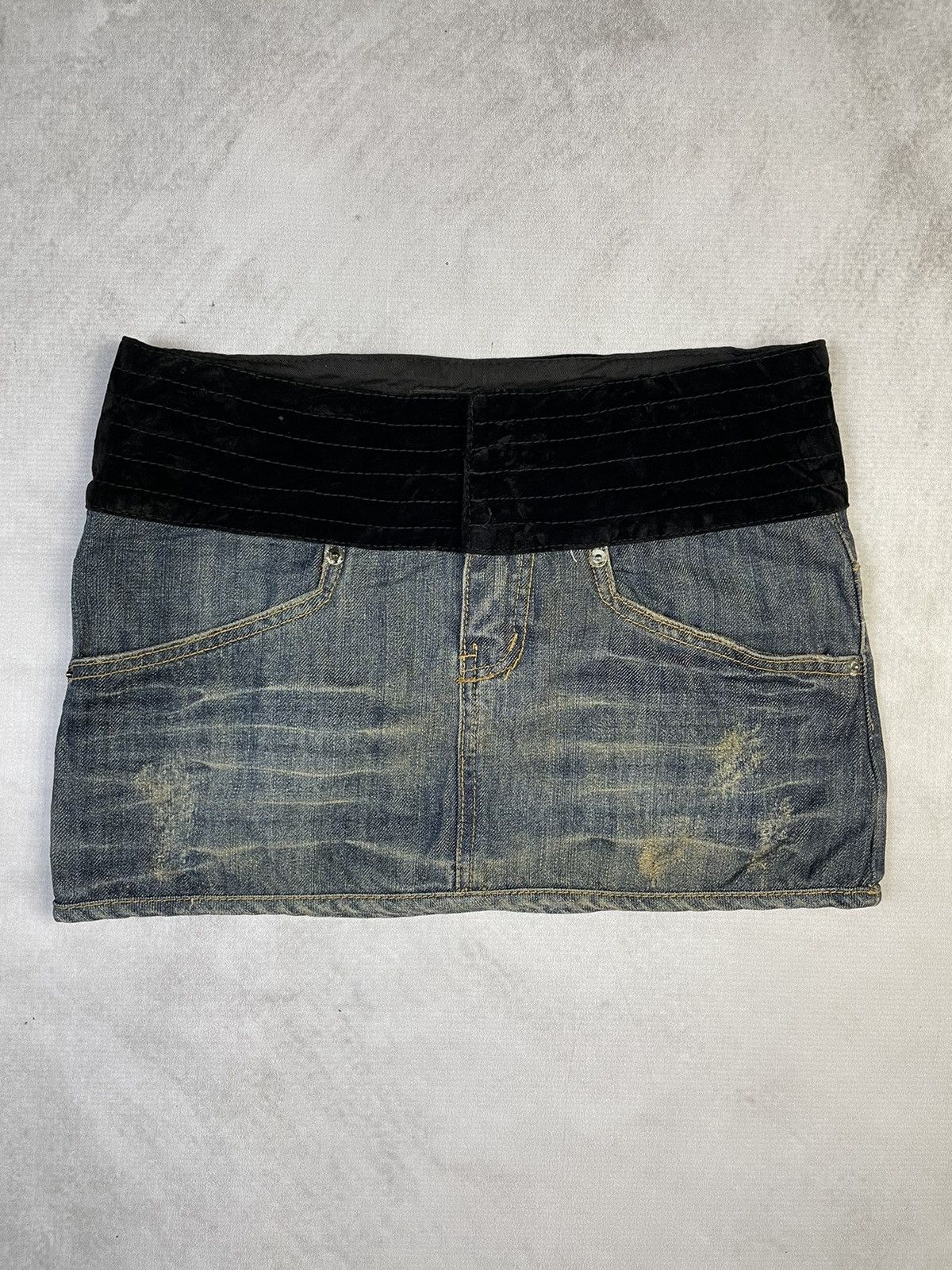 Lip Service 2000s Lip Service Hybrid Velvet Waist Denim Skirt Size 27" / US 4 / IT 40 - 1 Thumbnail