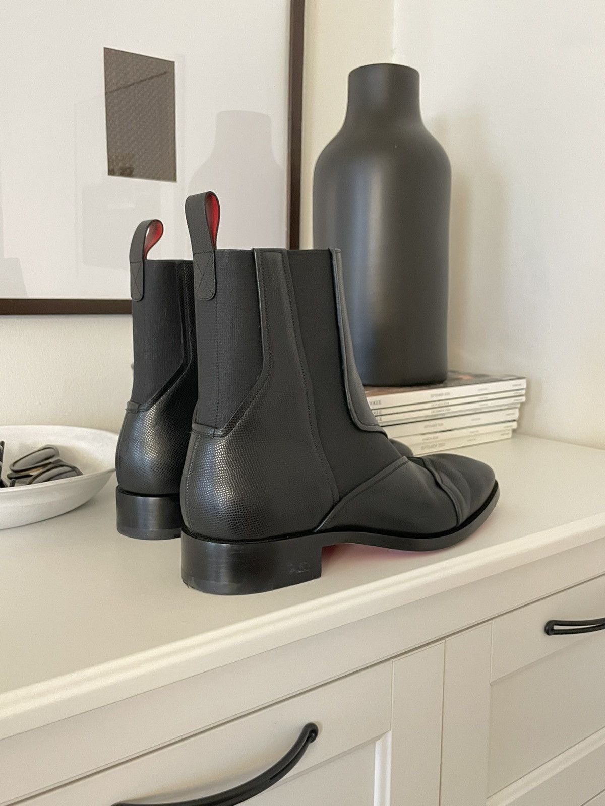 Christian Louboutin Christian Louboutin MENS Black Boabi Leather Chelsea Boot Size US 8.5 / EU 41-42 - 2 Thumbnail