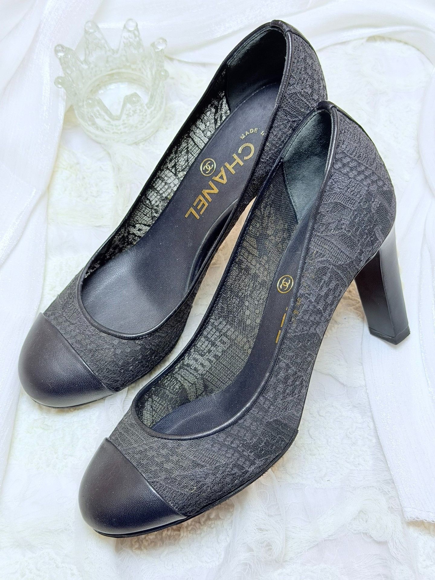 Chanel Chanel Black Lowtop Sneakers us_6 Women Size US 6 / IT 36 - 1 Thumbnail