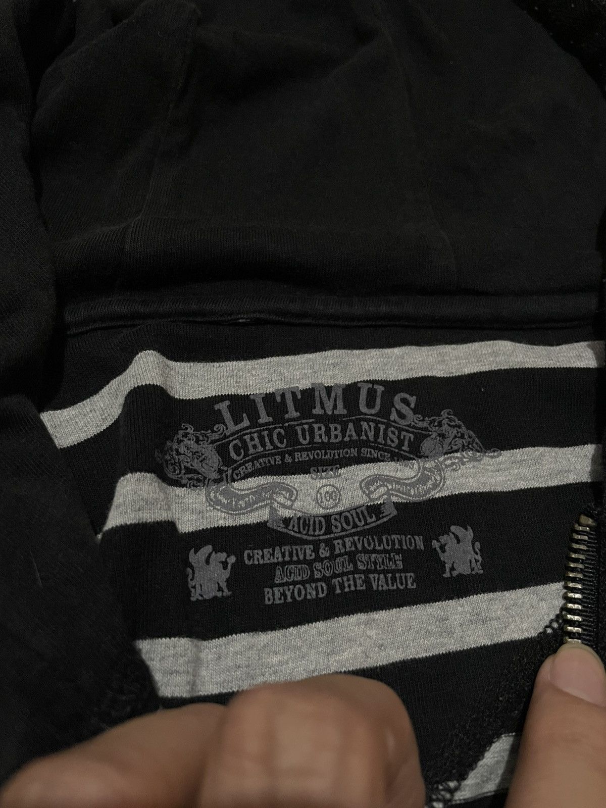 Other y2k litmus chic urbanist Size US L / EU 52-54 / 3 - 3 Thumbnail