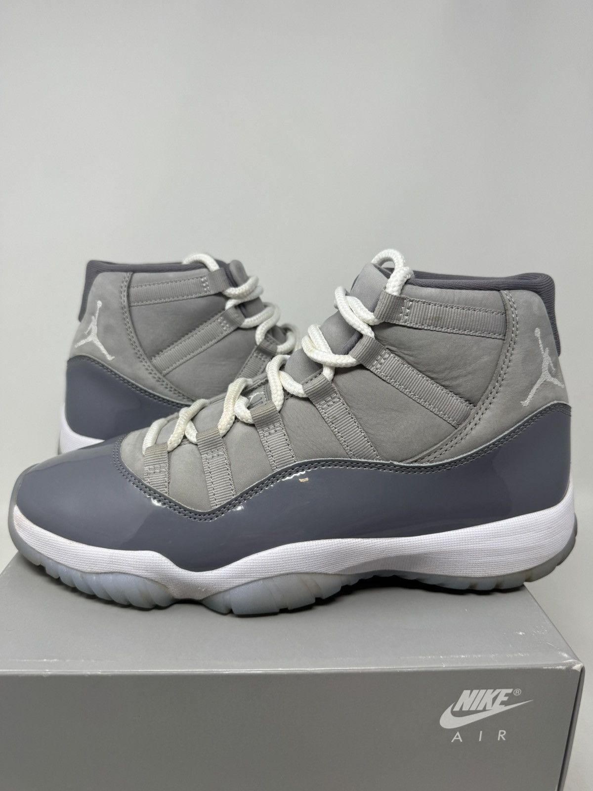Jordan Brand Nike Air Jordan 11 Retro Cool Grey 2021 Size US 9.5 / EU 42-43 - 3 Thumbnail