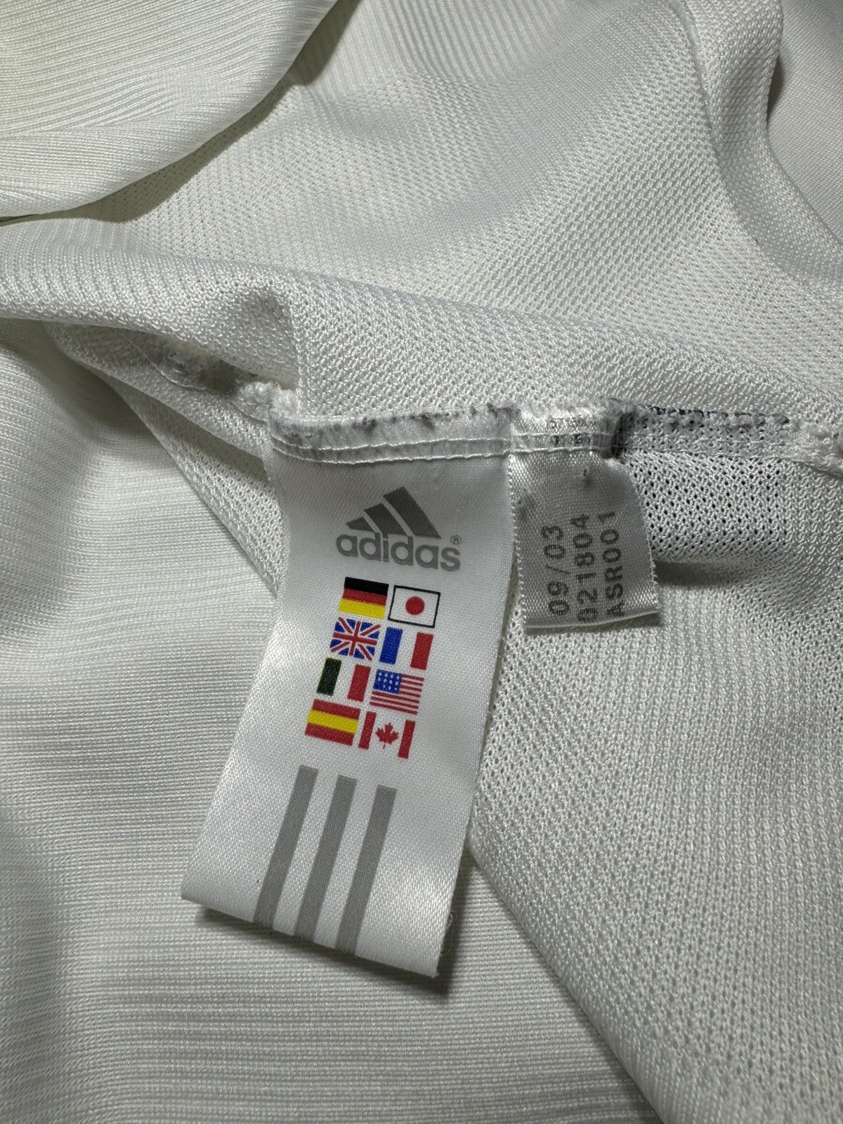 Adidas Real Madrid 2003/04 Home Football Shirt Soccer Jersey Adidas Size US L / EU 52-54 / 3 - 13 Thumbnail