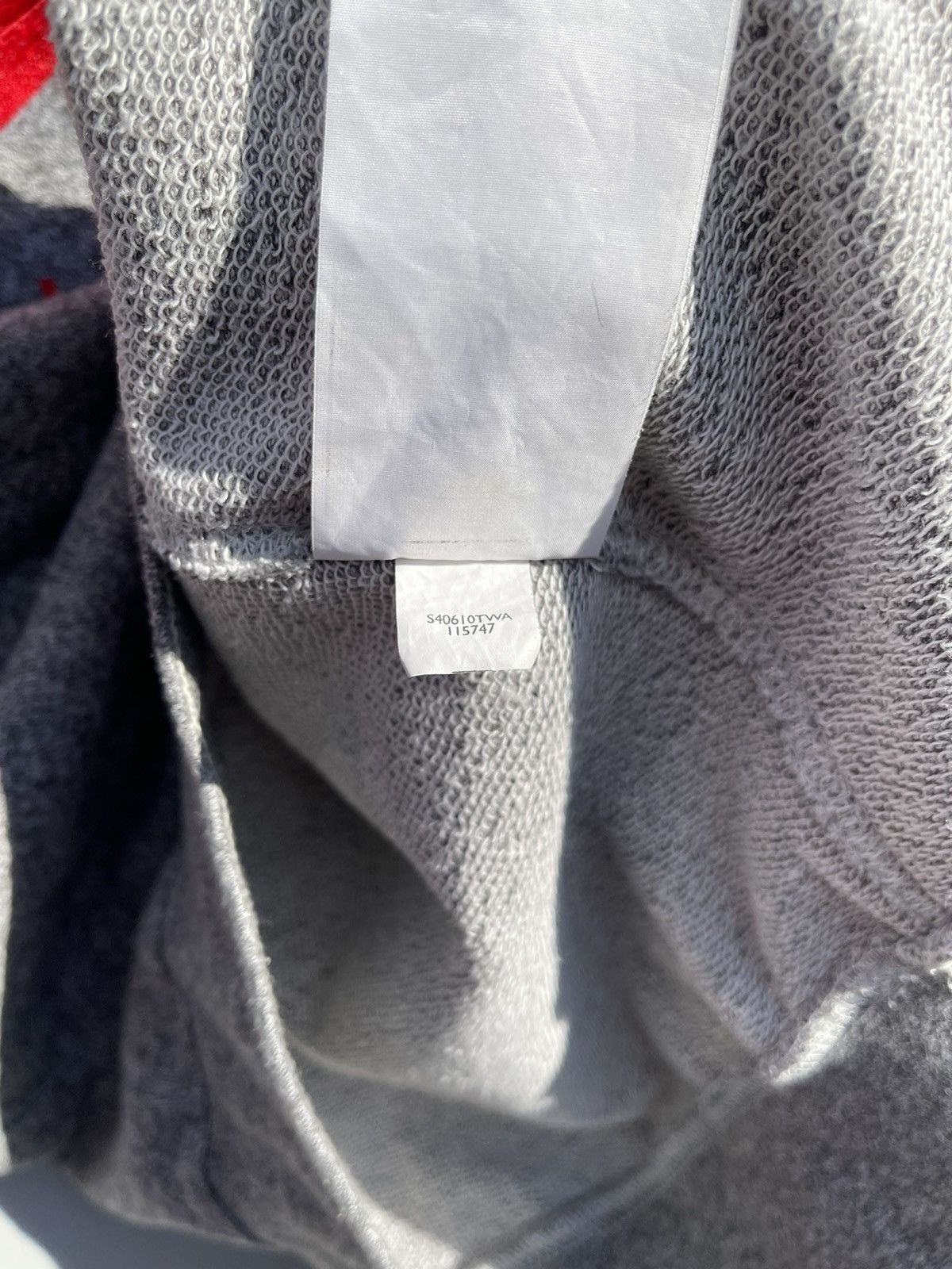 Nike Vintage Nike Air Embroidered Swoosh Logo Y2k Sweatshirt Size US S / EU 44-46 / 1 - 12 Thumbnail