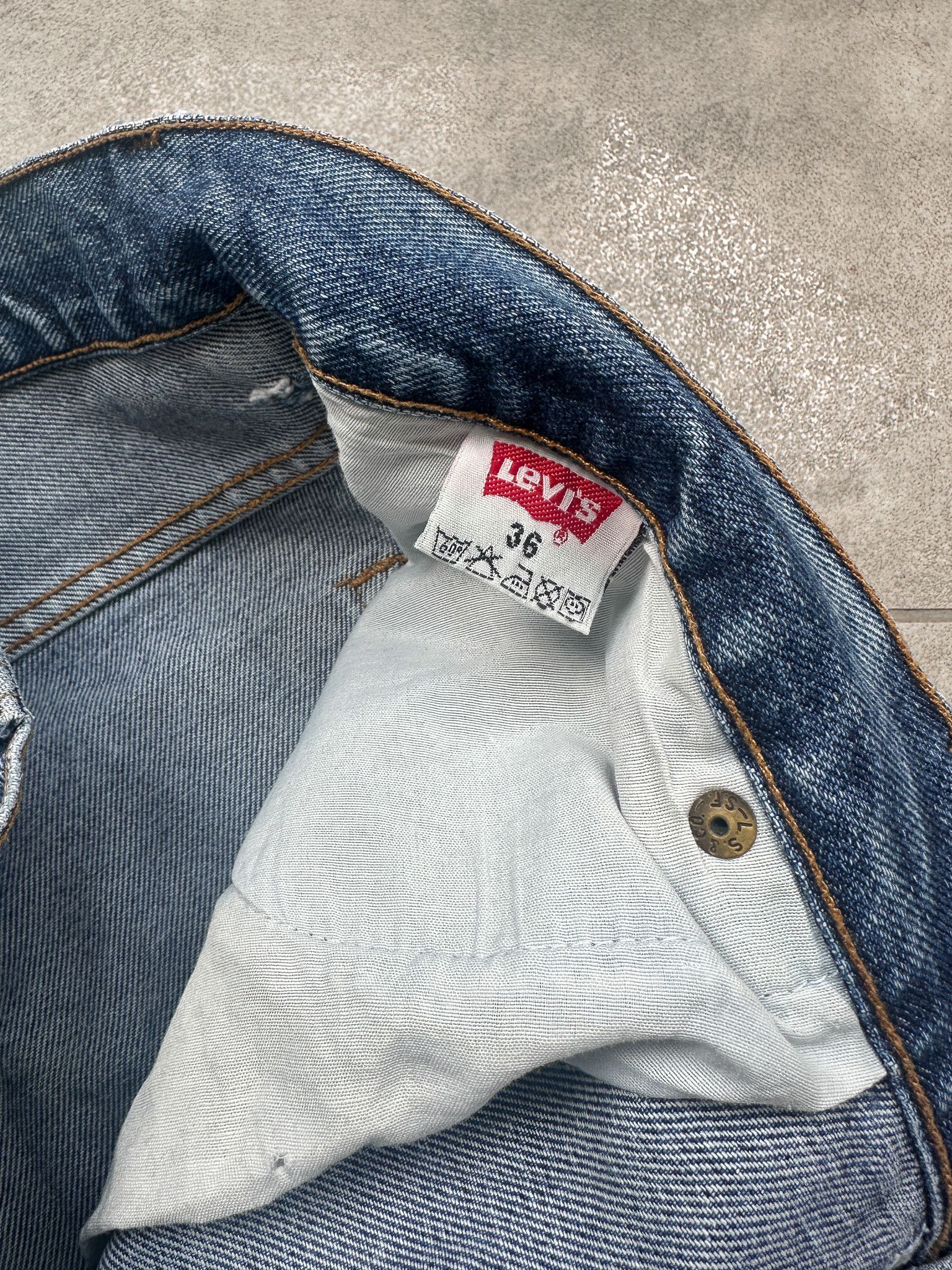 Levi's Levi's 501 Blue Denim Jeans Size US 36 / EU 52 - 6 Thumbnail
