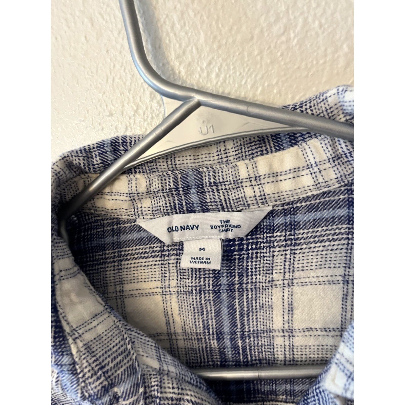 Old Navy Old Navy Boyfriend Button Down Shirt Medium M Blue Plaid Women Shirt Button-Up Adult M Blue Plaid Womens Size M / US 6-8 / IT 42-44 - 3 Thumbnail
