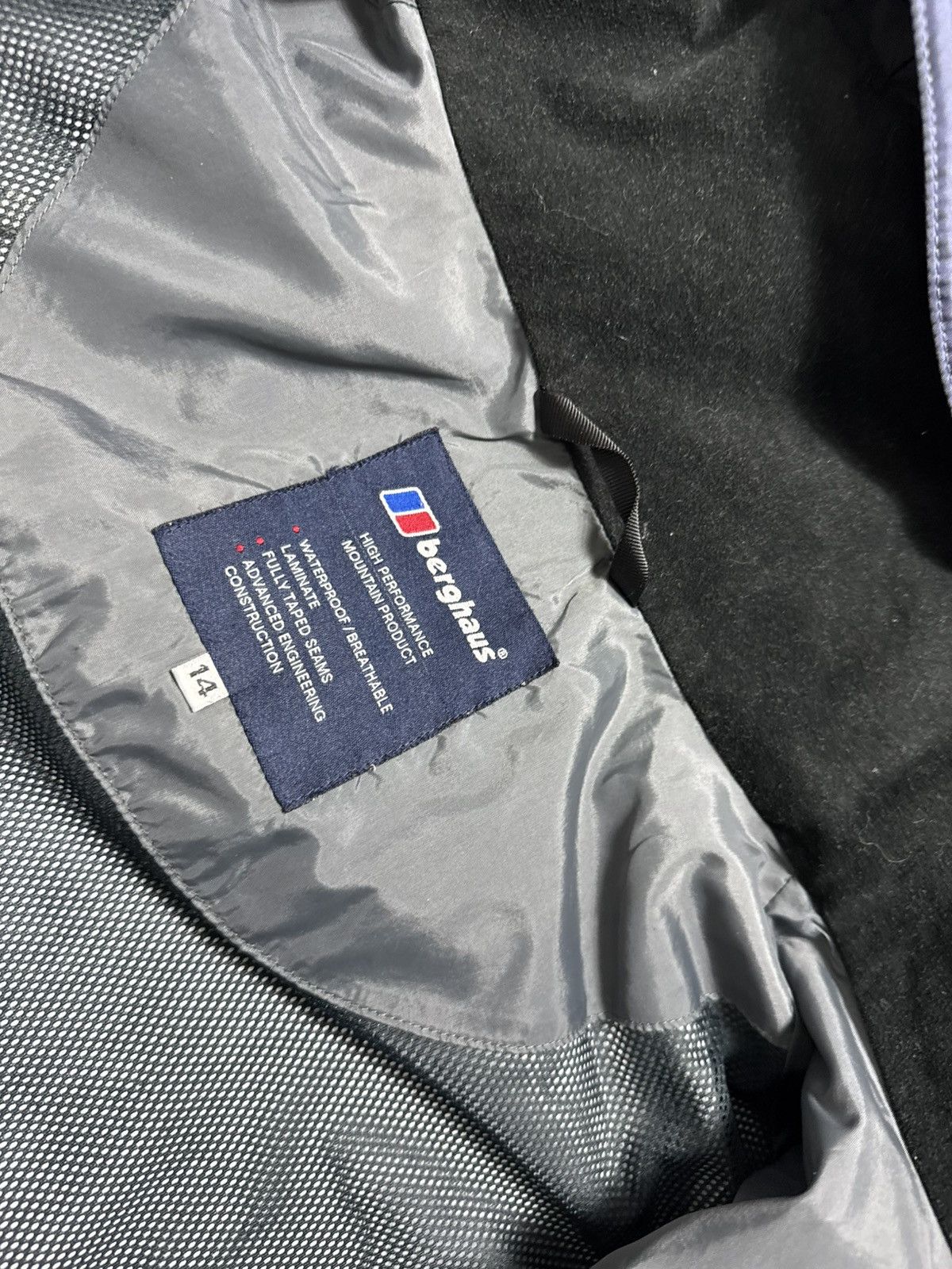 Berghaus Berghaus Aquafoil PRO 2 Windbreakers Outdoor Jacket Size US L / EU 52-54 / 3 - 7 Thumbnail