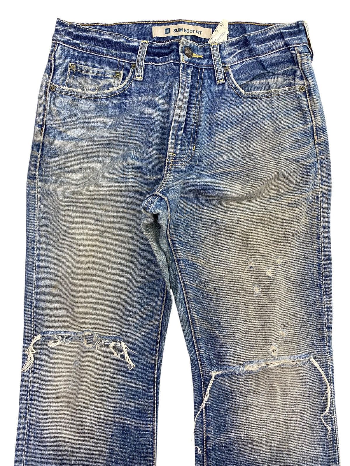 Gap Gap Faded Light Wash Style Bootcut Jeans Size US 32 / EU 48 - 2 Thumbnail