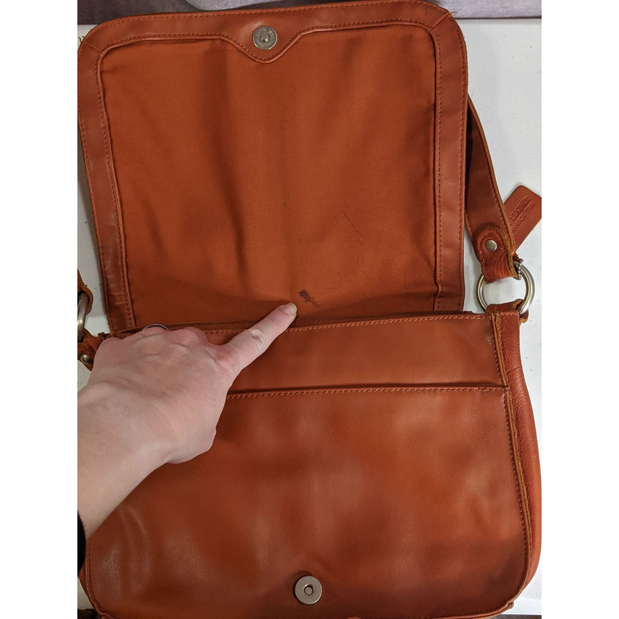 St. Johns Bay St. Johns Bay Rust Orange Leather Shoulder Bag Size ONE SIZE - 3 Thumbnail