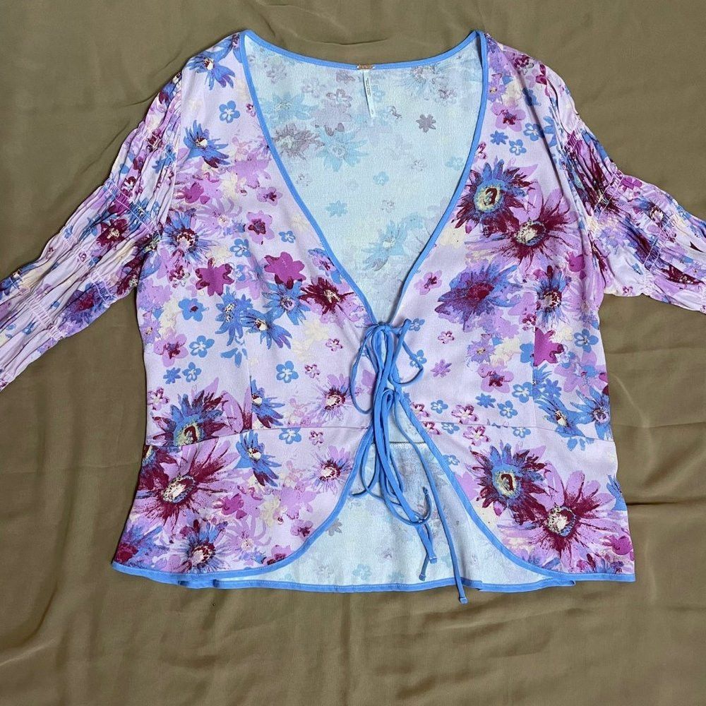 Free People NWT New $98 Free People Venice Printed Rose Top Size M Size M / US 6-8 / IT 42-44 - 5 Thumbnail